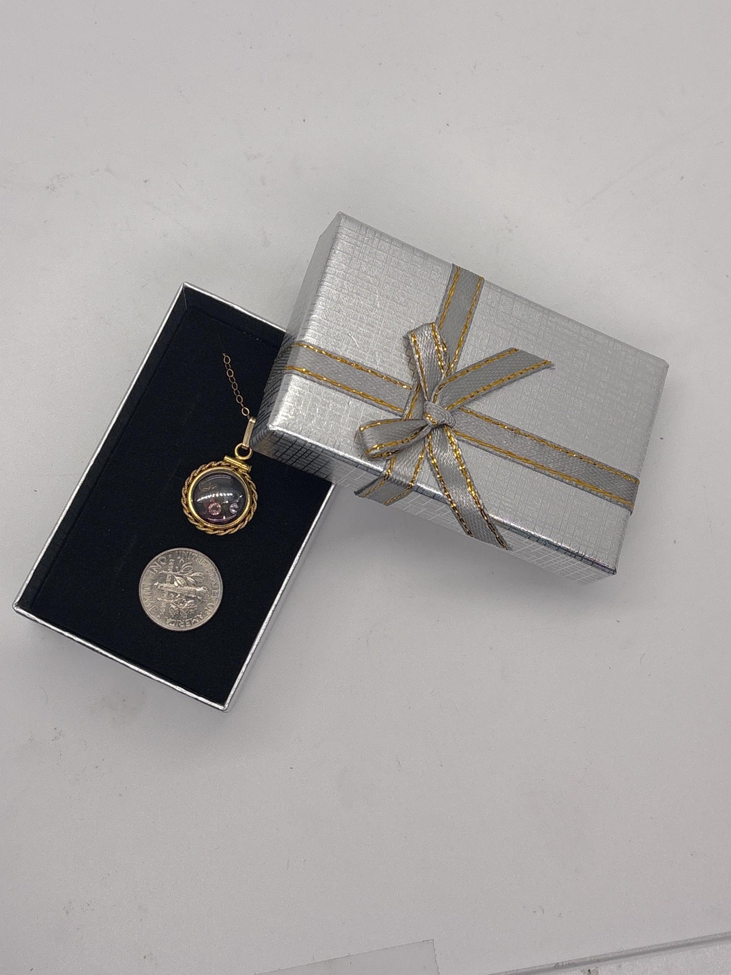 Handmade 12.5 mm 14k gold filled Gemstone Shaker Locket with twisted Rope edge bezel, 0.75 cttw. Multicolored Tourmaline, October Birthstone