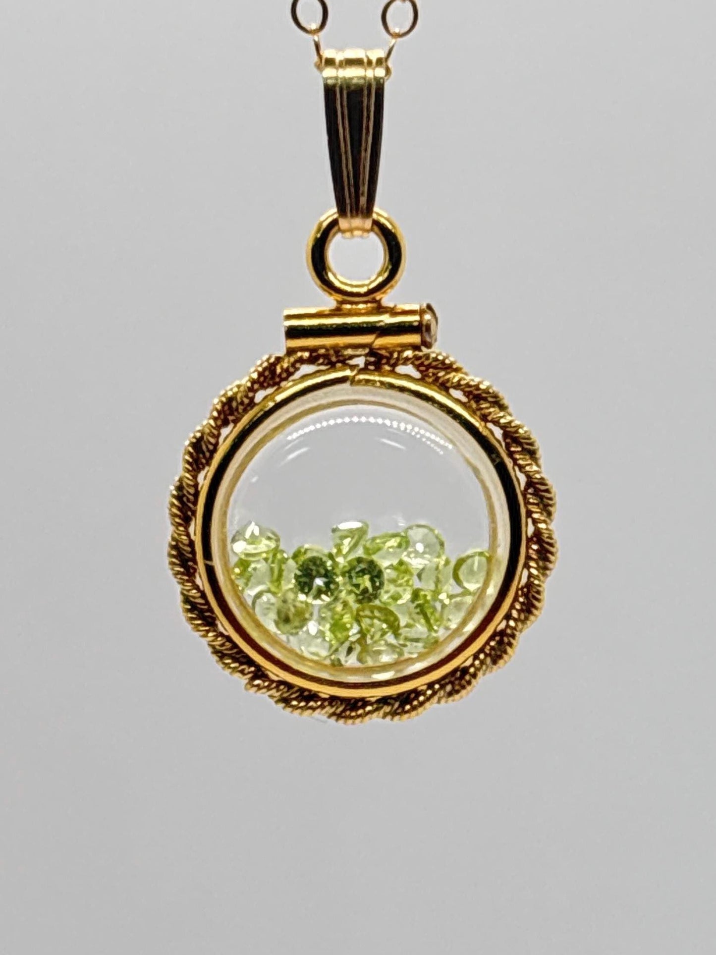 Handmade 12.5 mm 14k gold filled Gemstone  Shaker Locket with twisted Rope edge bezel, 0.75 cttw. Green Peridot, Birthstone August