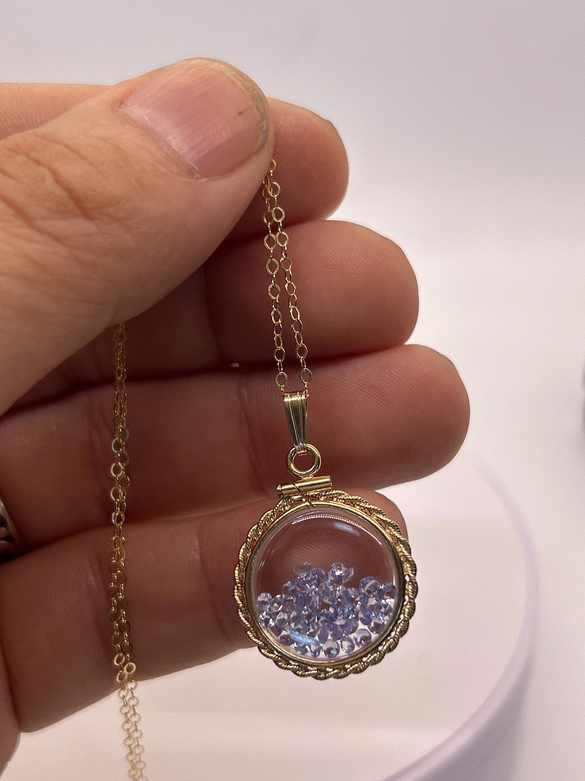 Tanzanite Rope Edge Shaker Locket 14k gold filled dime size Lucite, December
