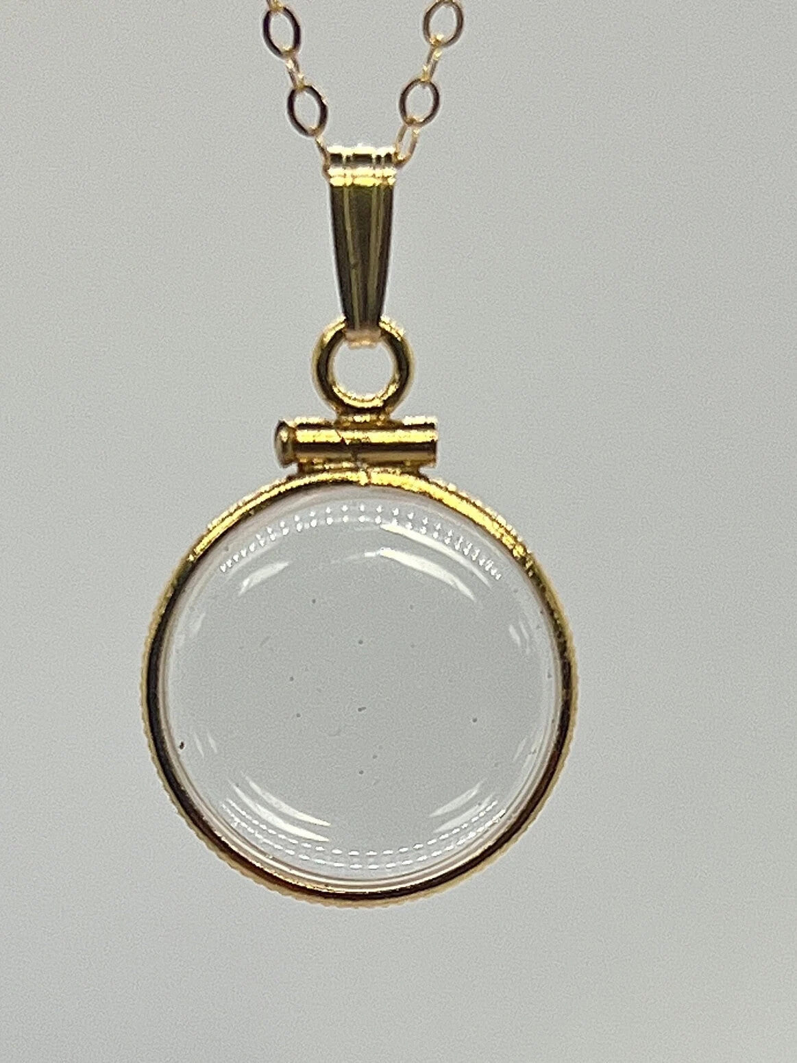 Handmade 16mm Empty Lucite Shaker Locket 14k Solid Gold with free screwdriver