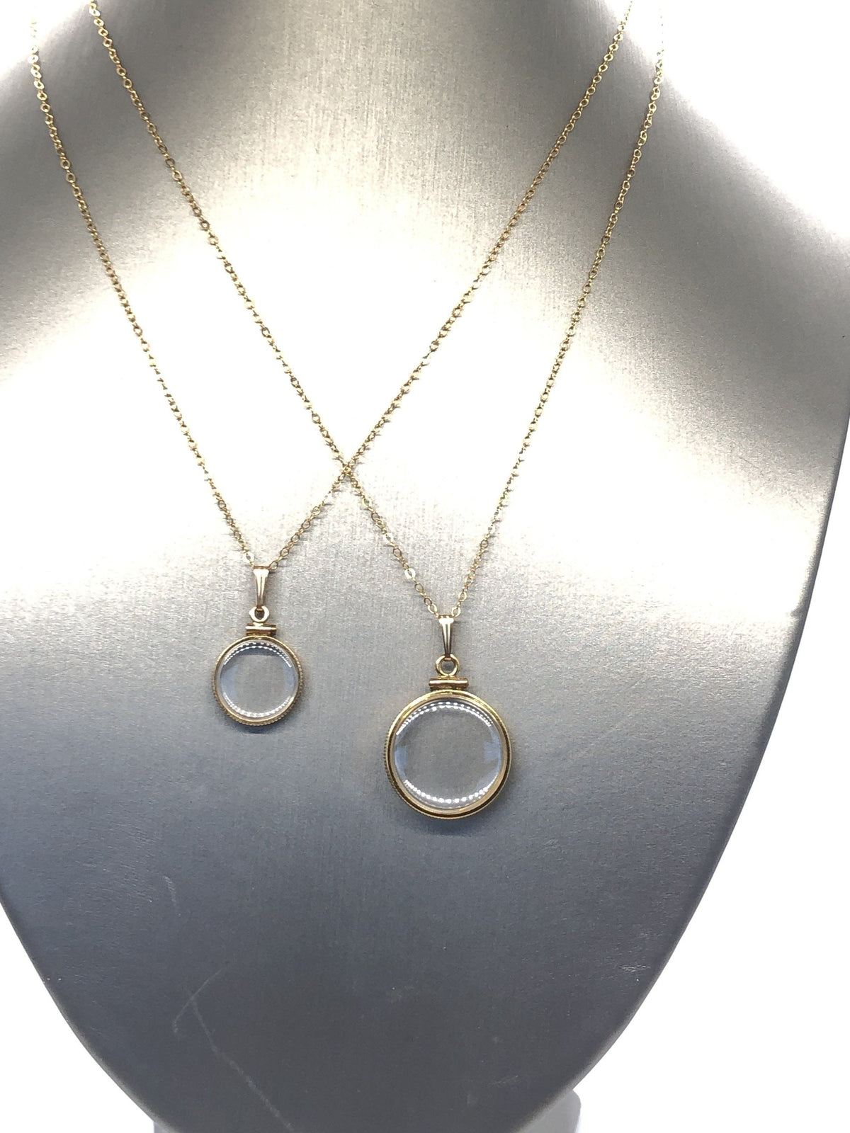 Empty Vintage shaker Locket 12k gold filled, 50 year old New Stock,  20mm or 15 mm limited supply