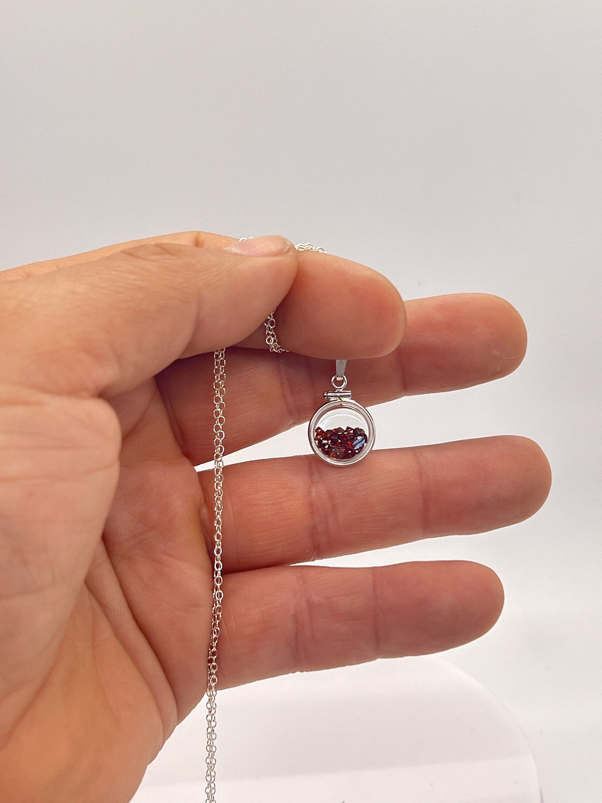 Handmade Diminutive Sterling Silver Garnet Shaker Locket Lucite View Locket, Necklace, Beautiful January Birthstone. 1.65 TCW, red round cut