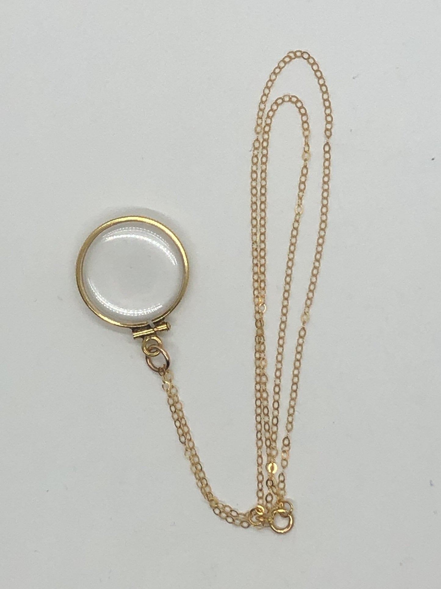 Empty Vintage 12k gold filled Locket, 20 mm, new old stock with chain Free small Screwdriver included!