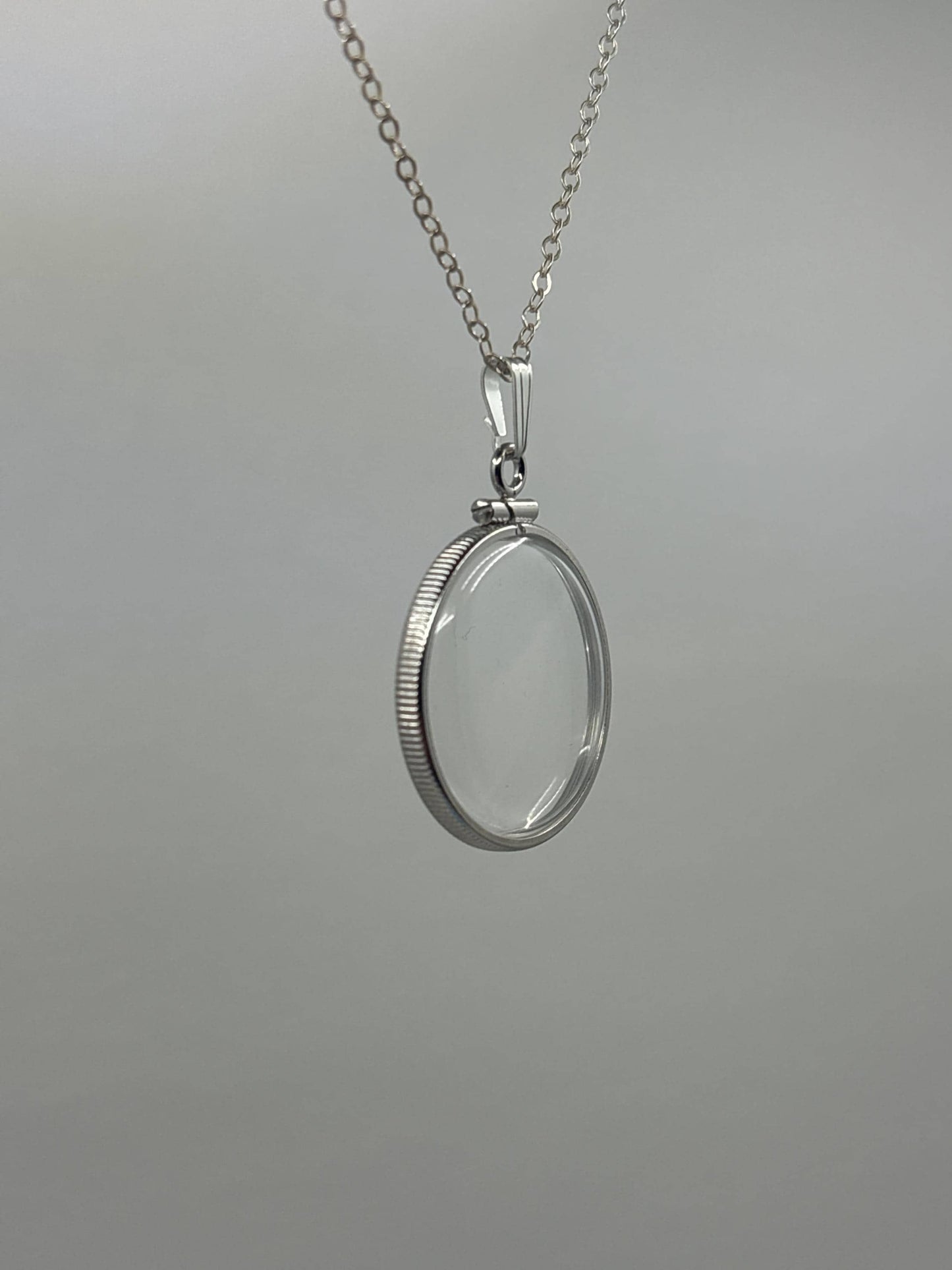 Empty 25mm sterling silver locket with coin edge bezel, free small screwdriver included!
