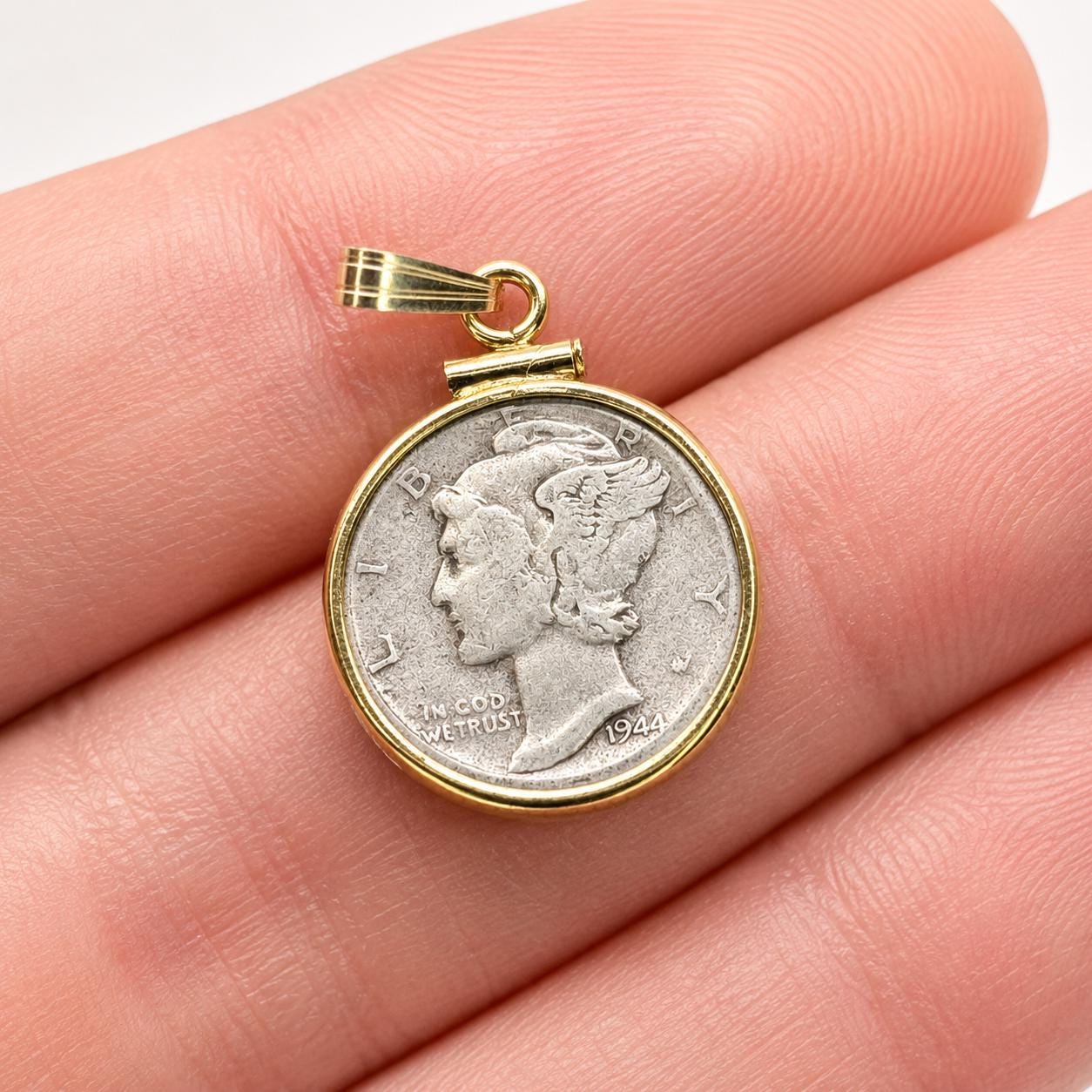 18mm Gold Filled Dime Bezel Pendant, Screw Top U.S. Coin Holder, Mercury Dime Necklace Charm, Coin Not Included
