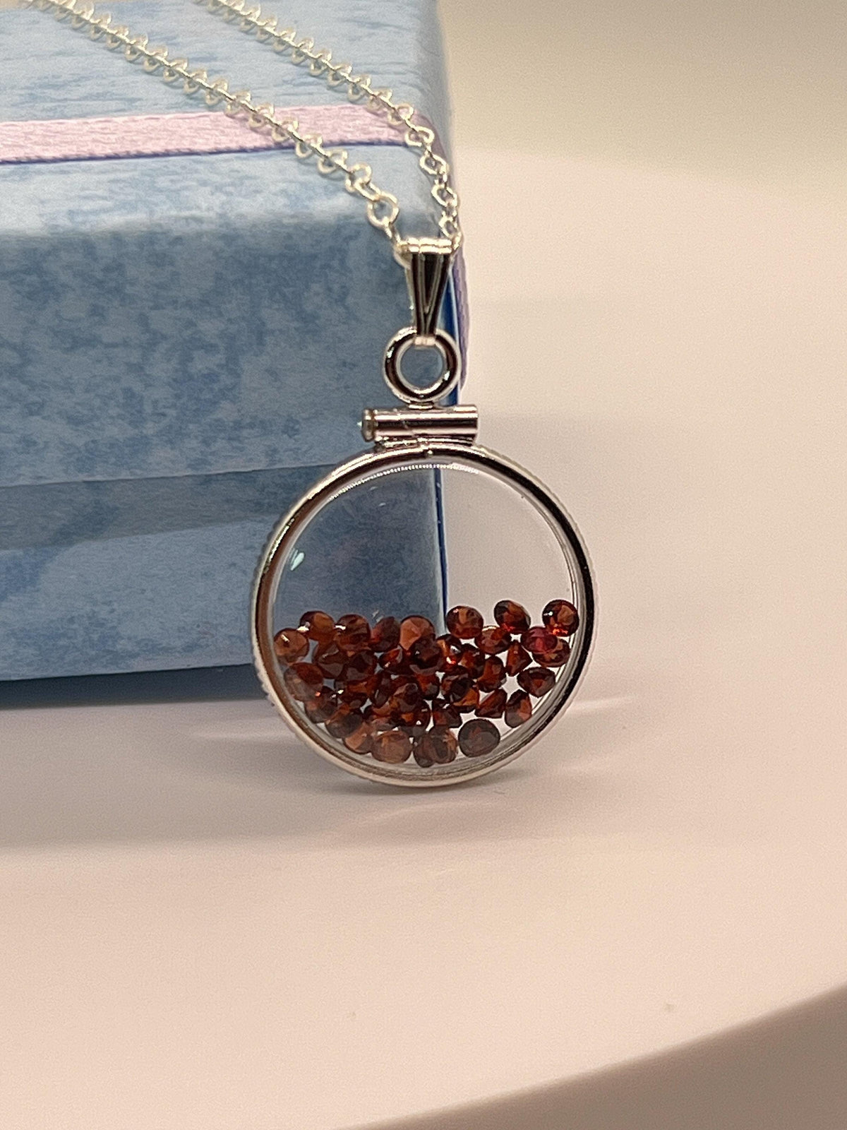 Handmade dime size sterling silver garnet shaker locket lucite view locket, necklace, beautiful january birthstone. 2.9 tcw, red round cut
