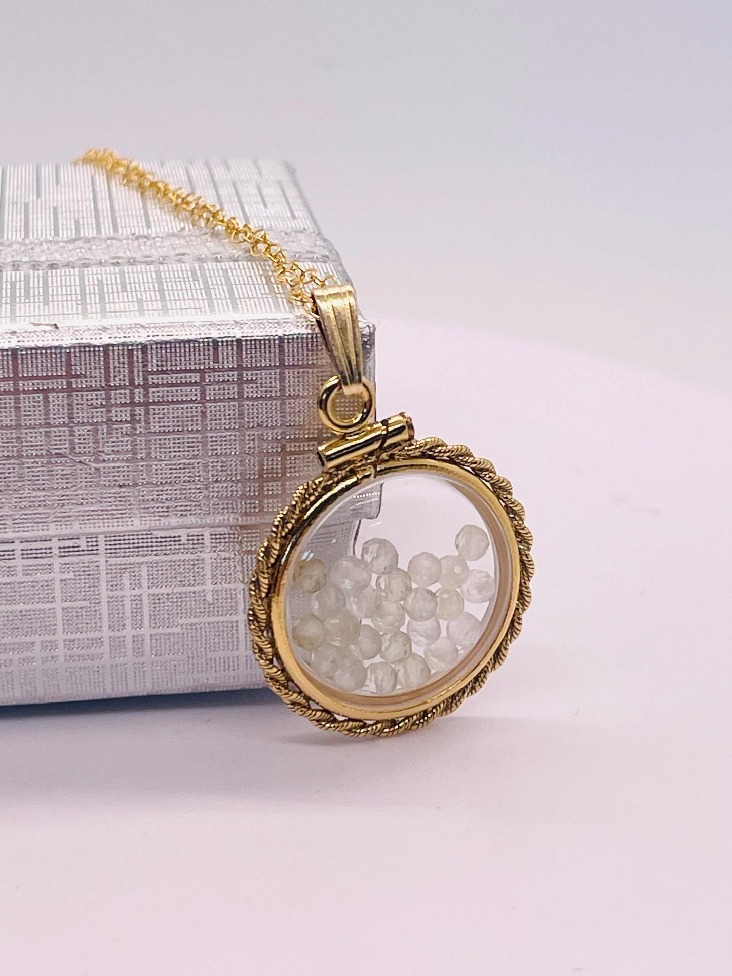 Hand made 21 mm nickel size 14k gold filled lucite genuine citrine shaker locket with rope edge and  beautiful bead crystals.