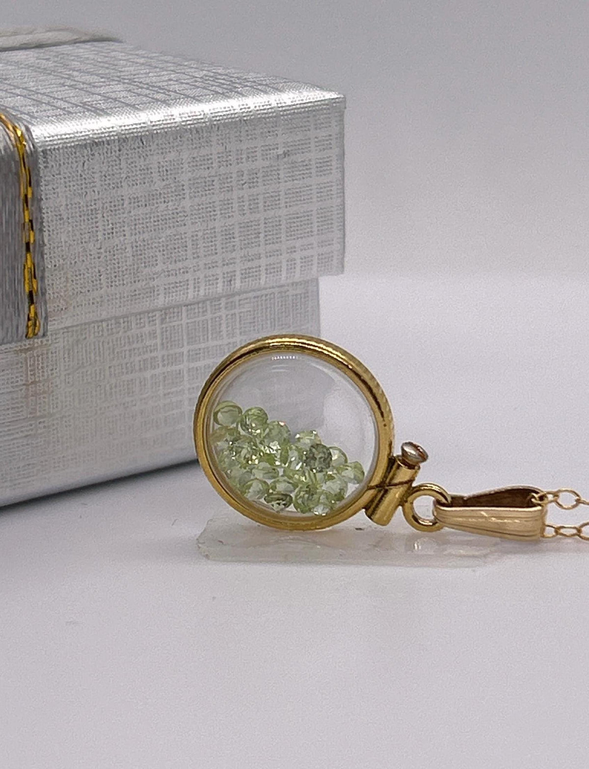 Handmade 12.5 mm 14k gold filled gemstone  shaker locket, 0.75 cttw. green peridot, birthstone august