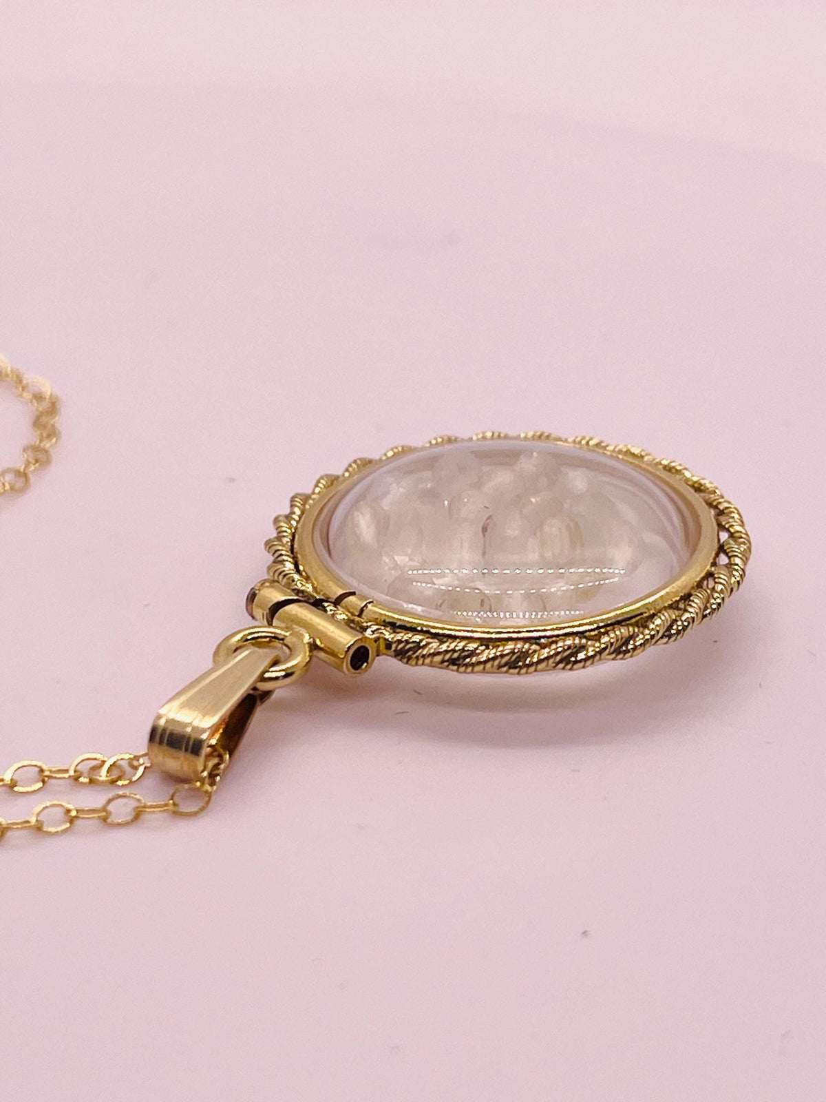 Hand made 21 mm nickel size 14k gold filled lucite genuine citrine shaker locket with rope edge and  beautiful bead crystals.