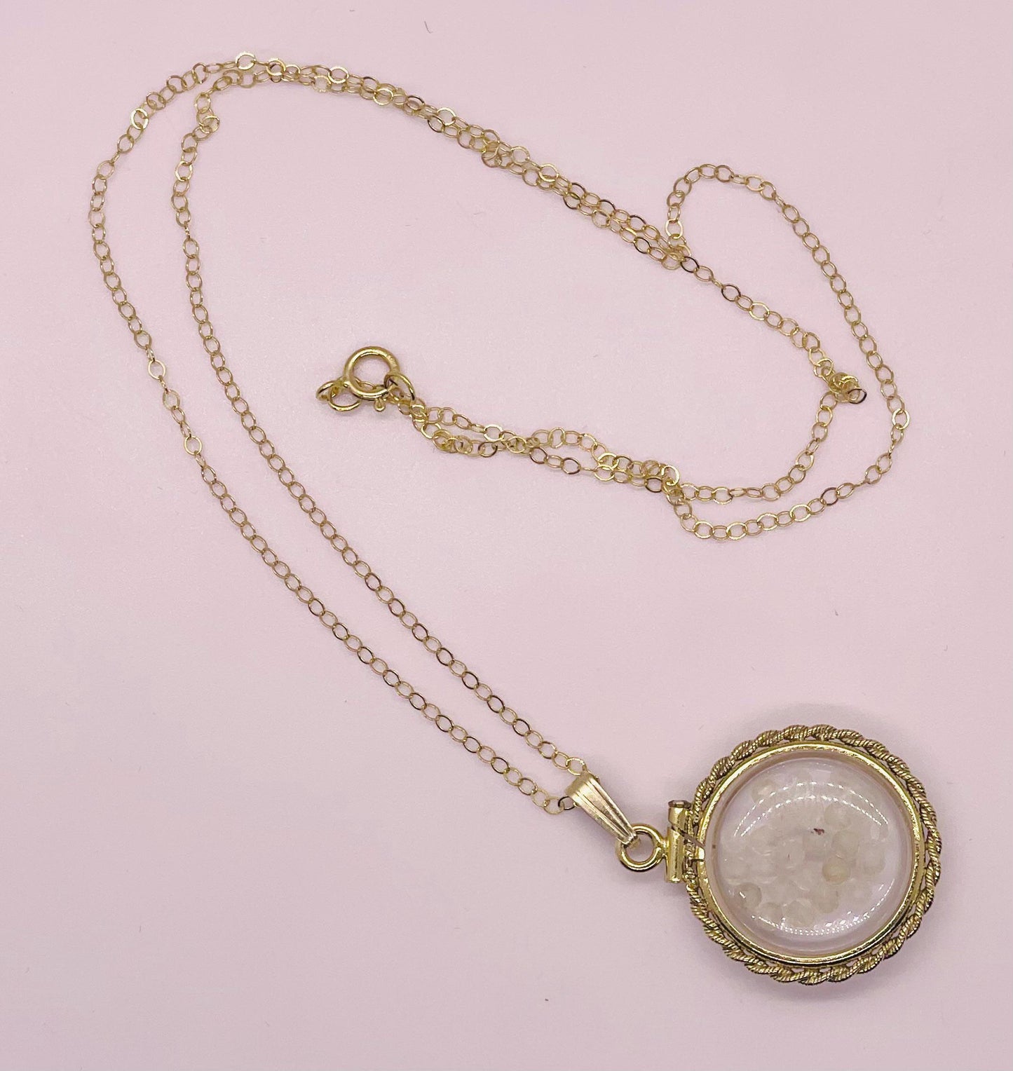 Hand made 21 mm nickel size 14k gold filled lucite genuine citrine shaker locket with rope edge and  beautiful bead crystals.