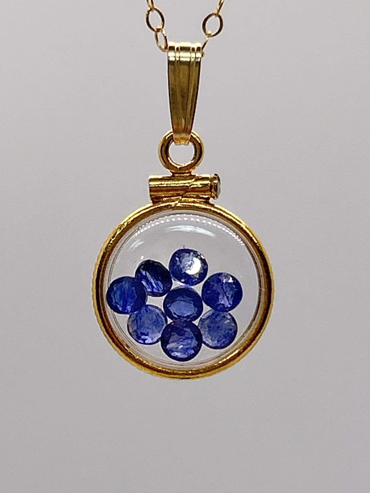 Handmade 12.5 mm 14k gold filled gemstone  shaker locket, 0.75 cttw. blue saphire, birthstone september