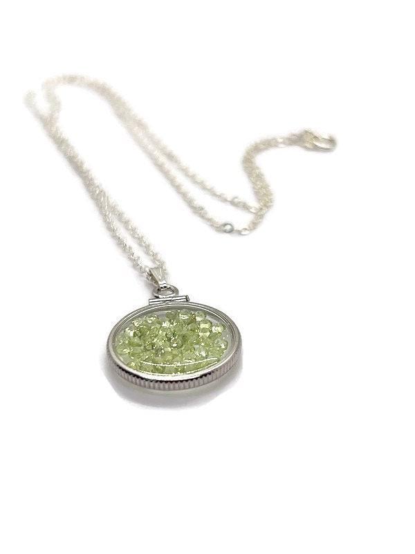 Handmade dime size sterling silver peridot shaker locket lucite view locket, necklace, beautiful may birthstone. 2.0 tcw