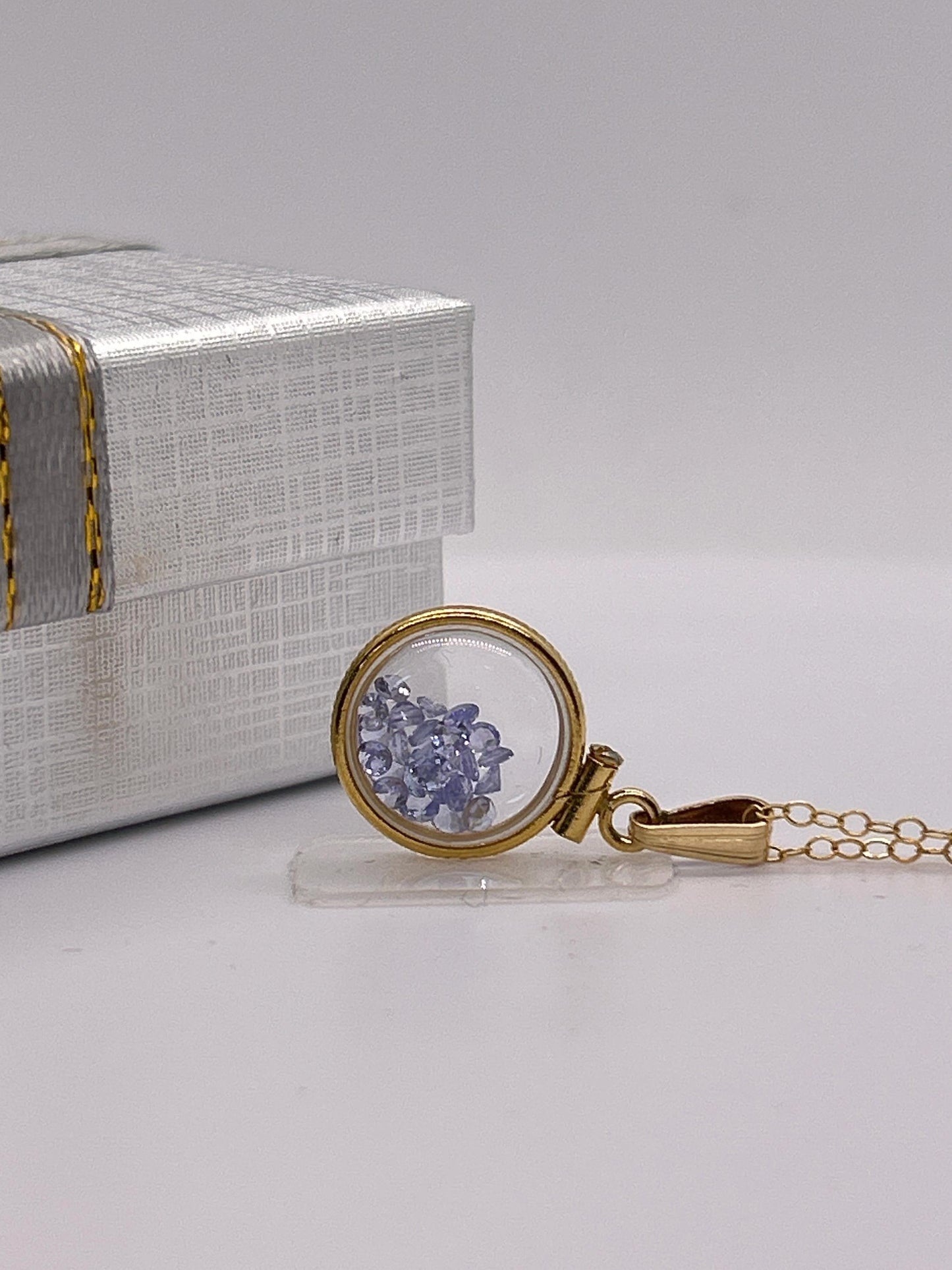 Handmade 12.5 mm 14k gold filled gemstone  shaker locket, 0.75 cttw. tanzenite, birthstone december
