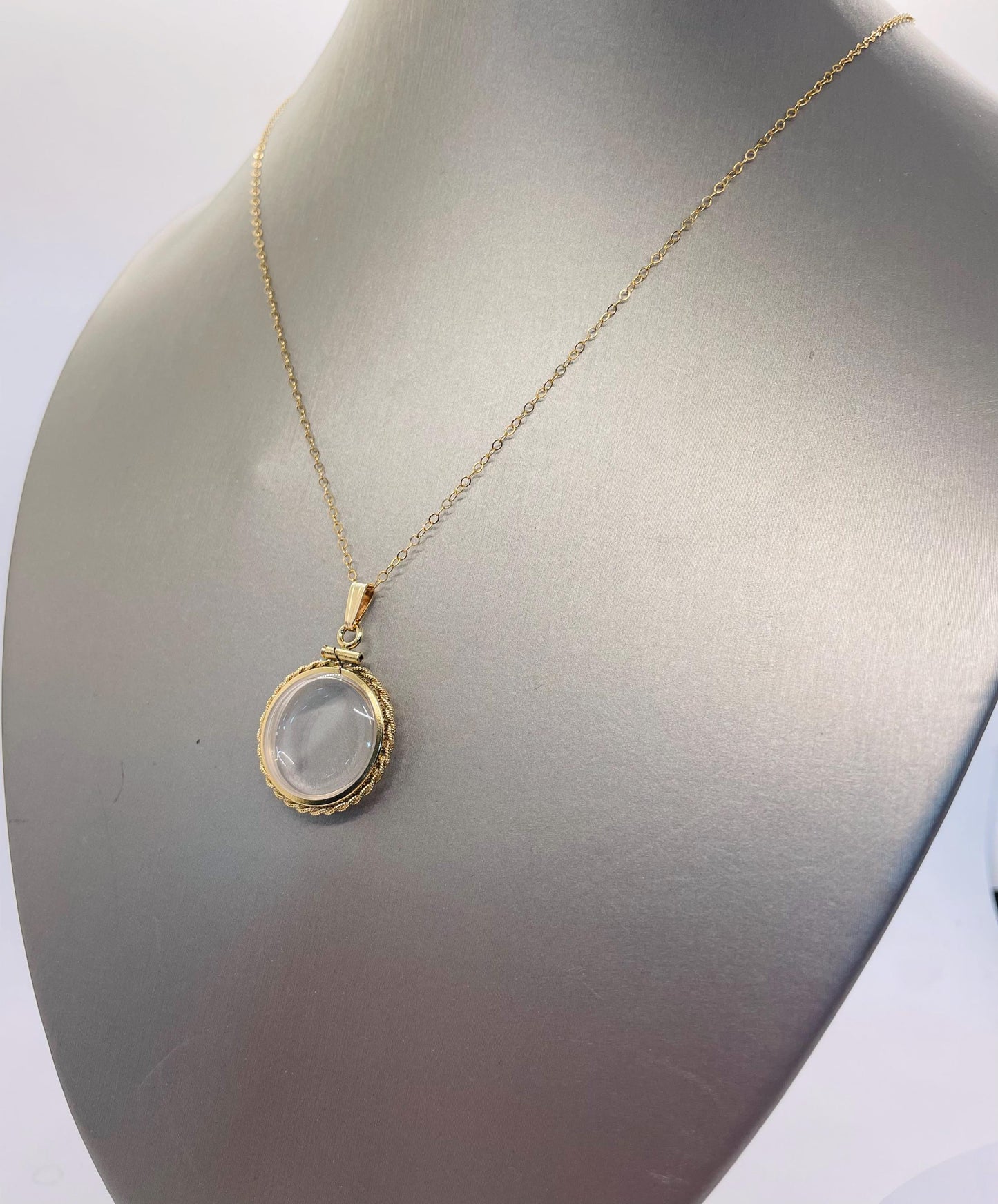 Empty customizable 20 mm handmade 14k gold filled rope edge shaker locket necklace w/ free screwdriver waiting for your little treasures