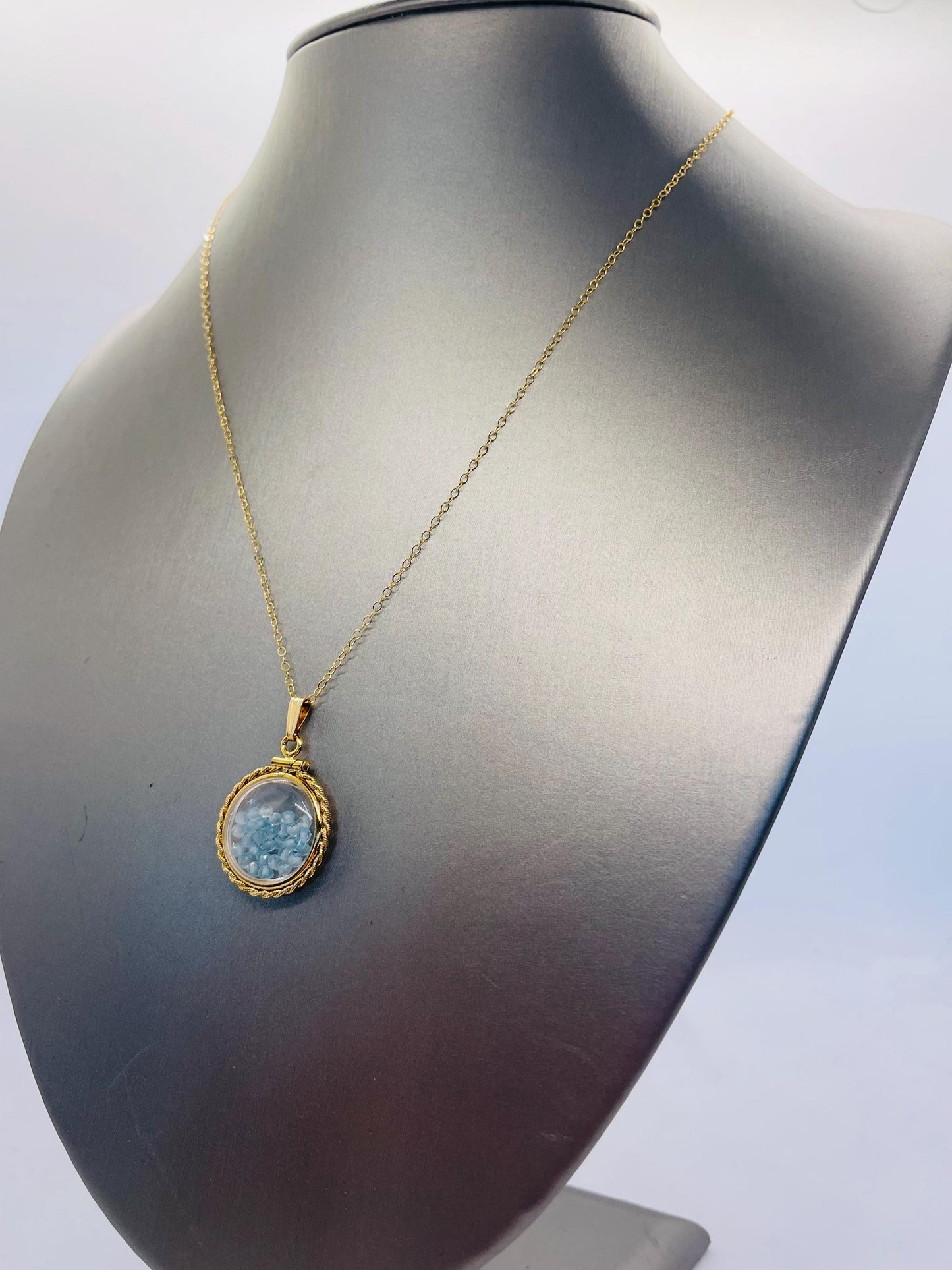 Hand made 21 mm nickel size 14k gold filled lucite genuine blue topaz shaker locket with rope edge and beautiful bead crystals