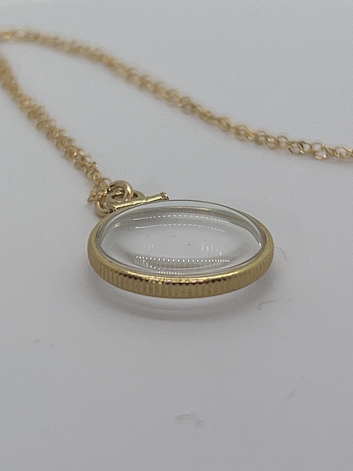 Solid 14k gold empty 16.5mm  handmade shaker locket w/ free  small  screw driver waiting for your little treasures, with chain