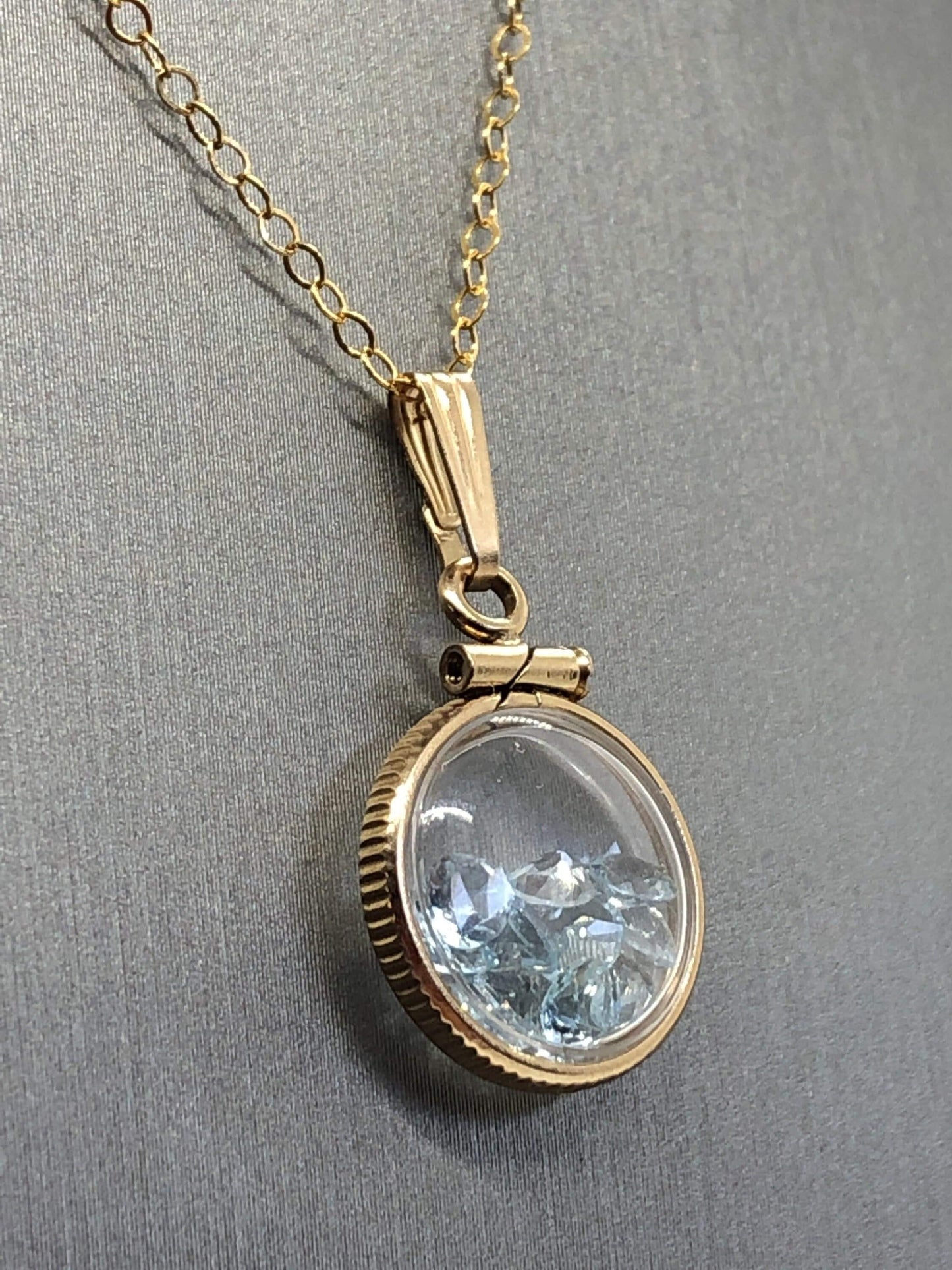 Handmade 1.1 tcw aquamarine shaker locket 14k gold filled or sterling silver with march birthstone