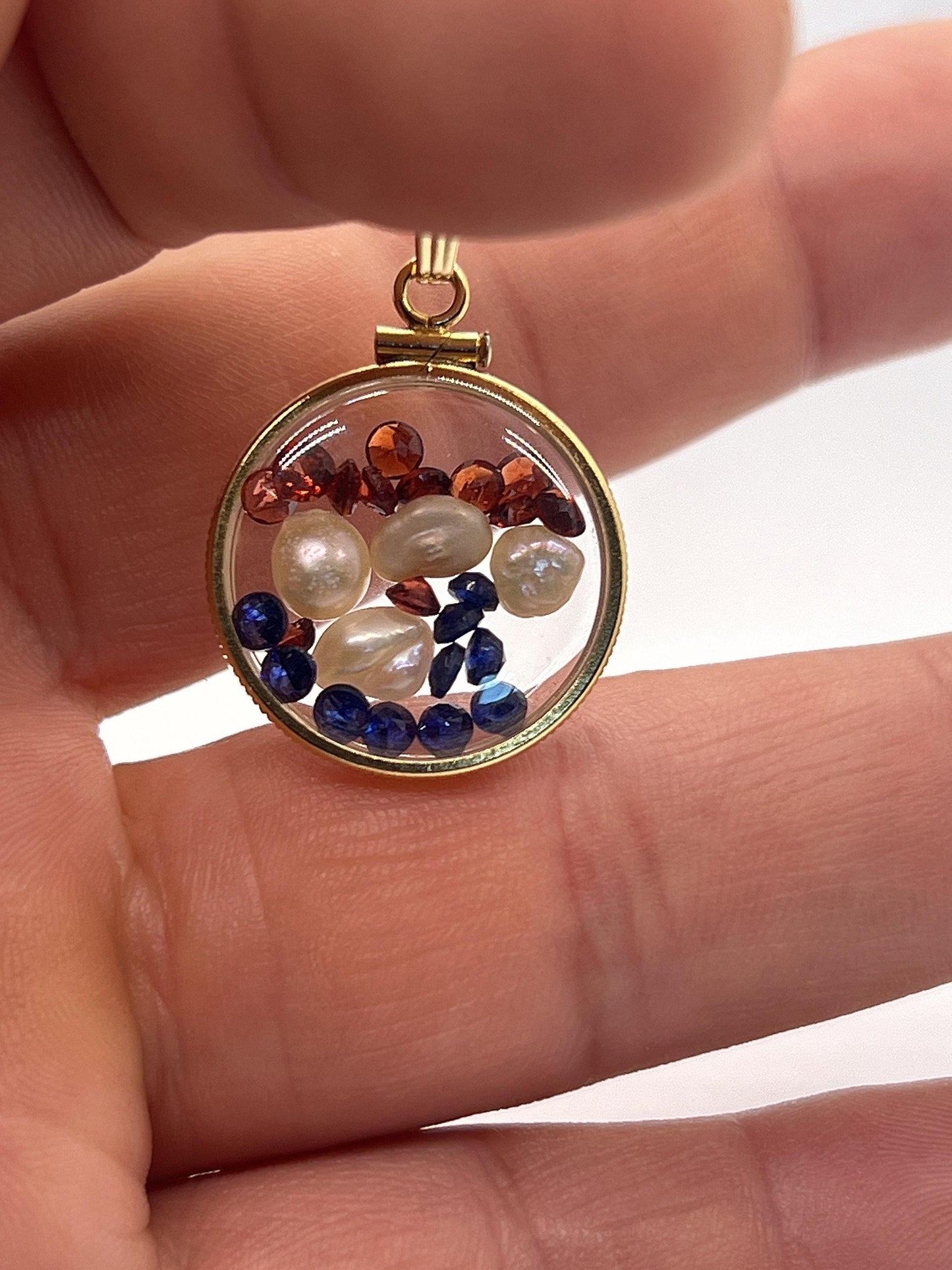 Solid 14k gold lucite handmade mix of garnet, sapphire and pearl shaker locket. round cut colorful gems. artistic series-us flag colors
