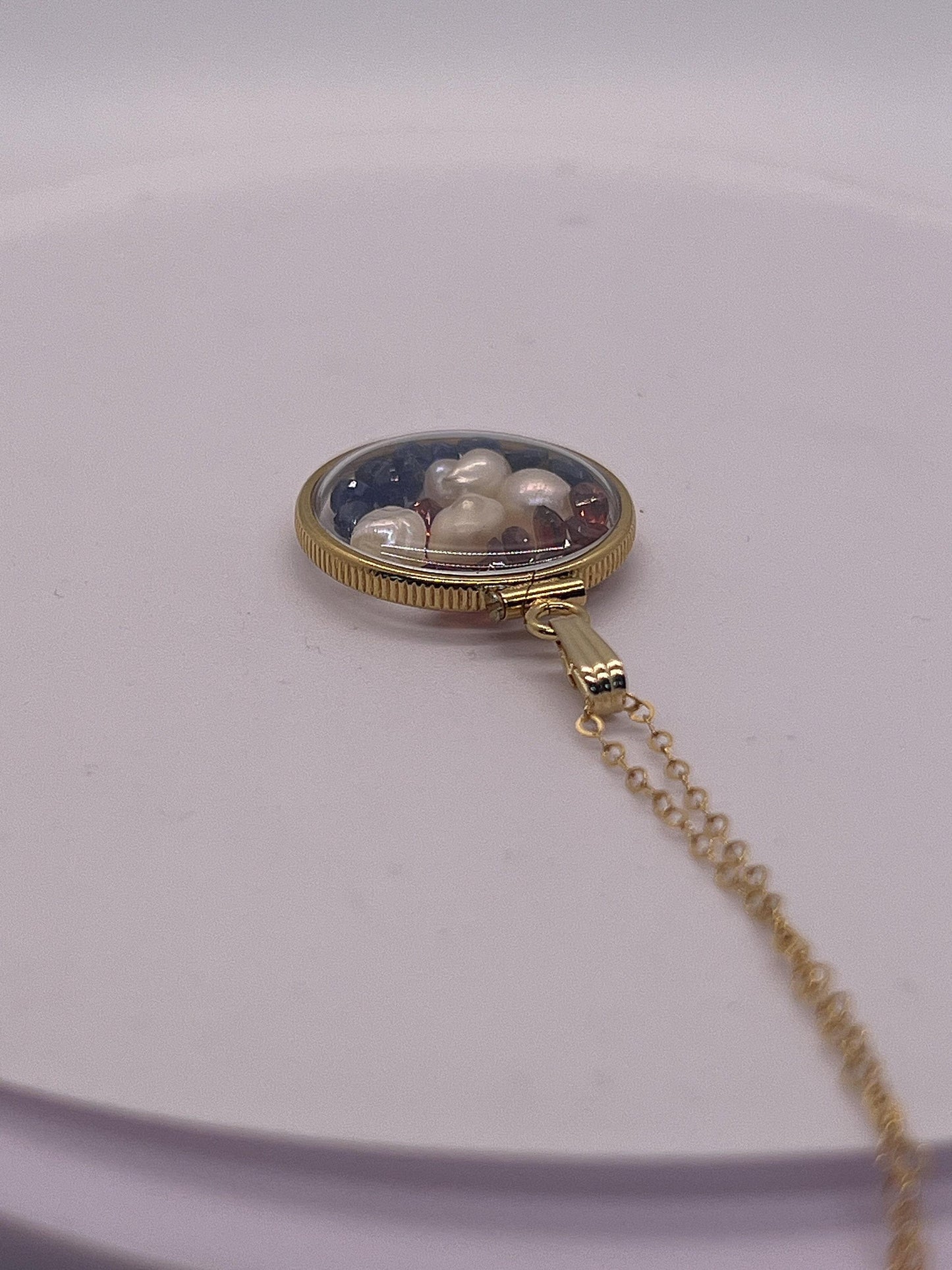 Solid 14k gold lucite handmade mix of garnet, sapphire and pearl shaker locket. round cut colorful gems. artistic series-us flag colors