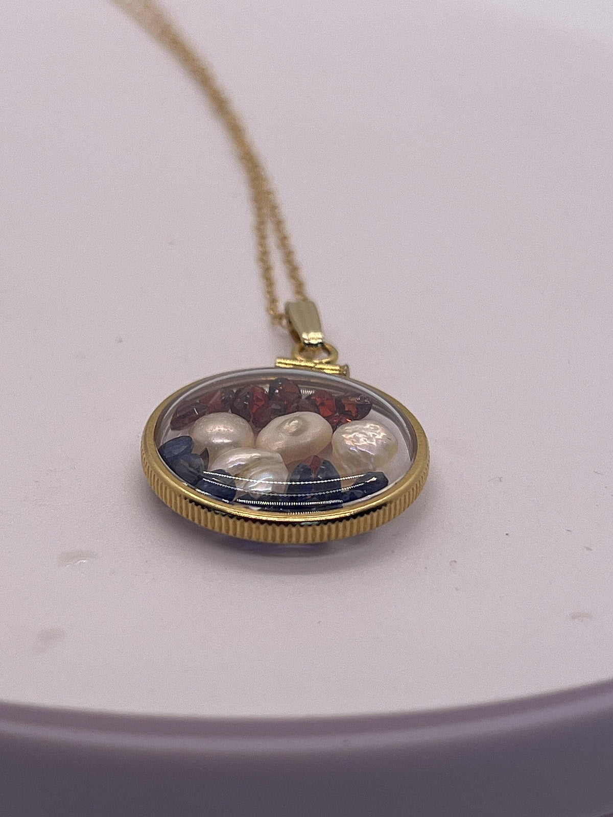 Solid 14k gold lucite handmade mix of garnet, sapphire and pearl shaker locket. round cut colorful gems. artistic series-us flag colors