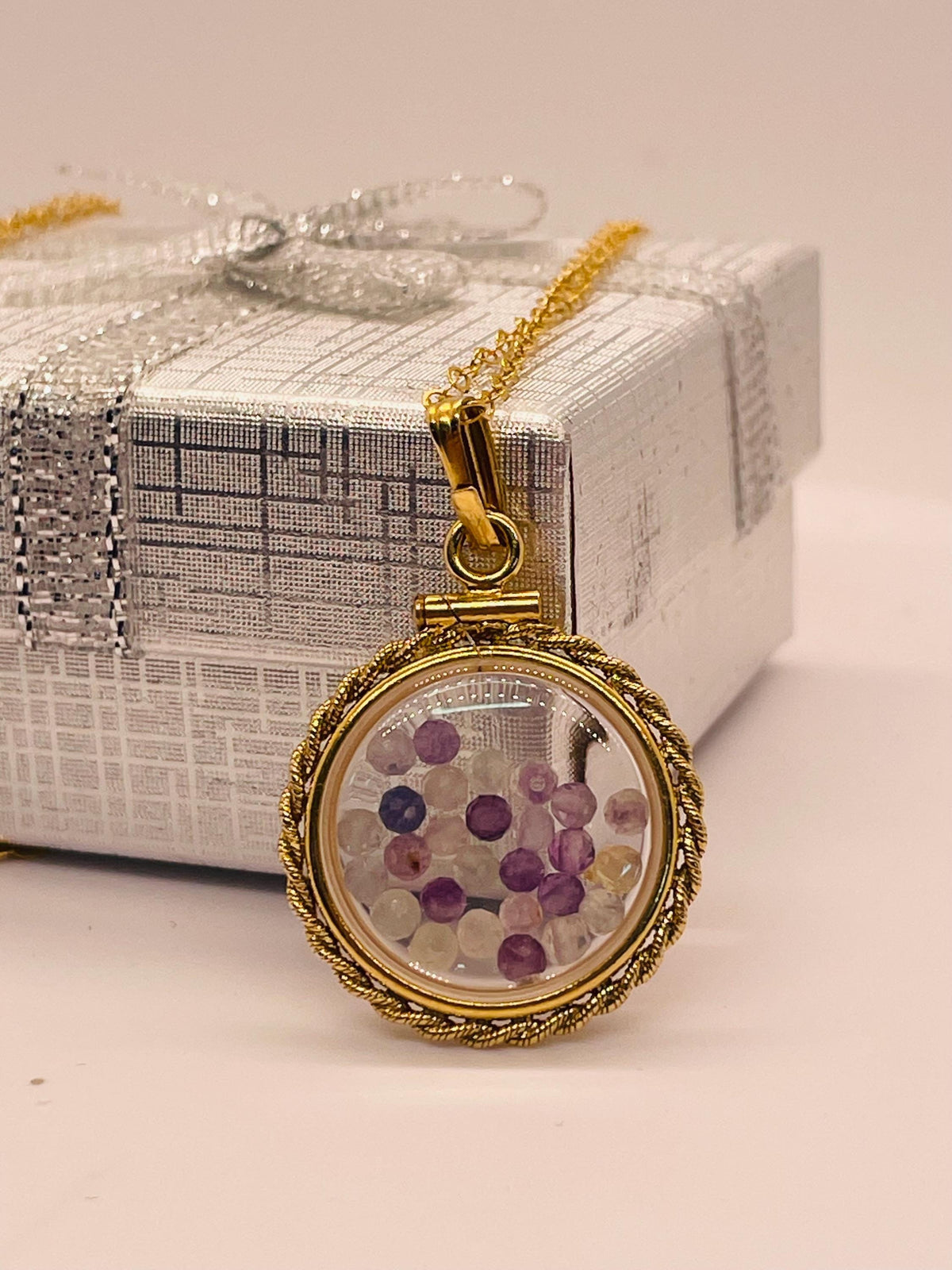 Hand made 21 mm nickel size 14k gold filled lucite genuine fluorite shaker locket with rope edge, with beautiful bead crystals.