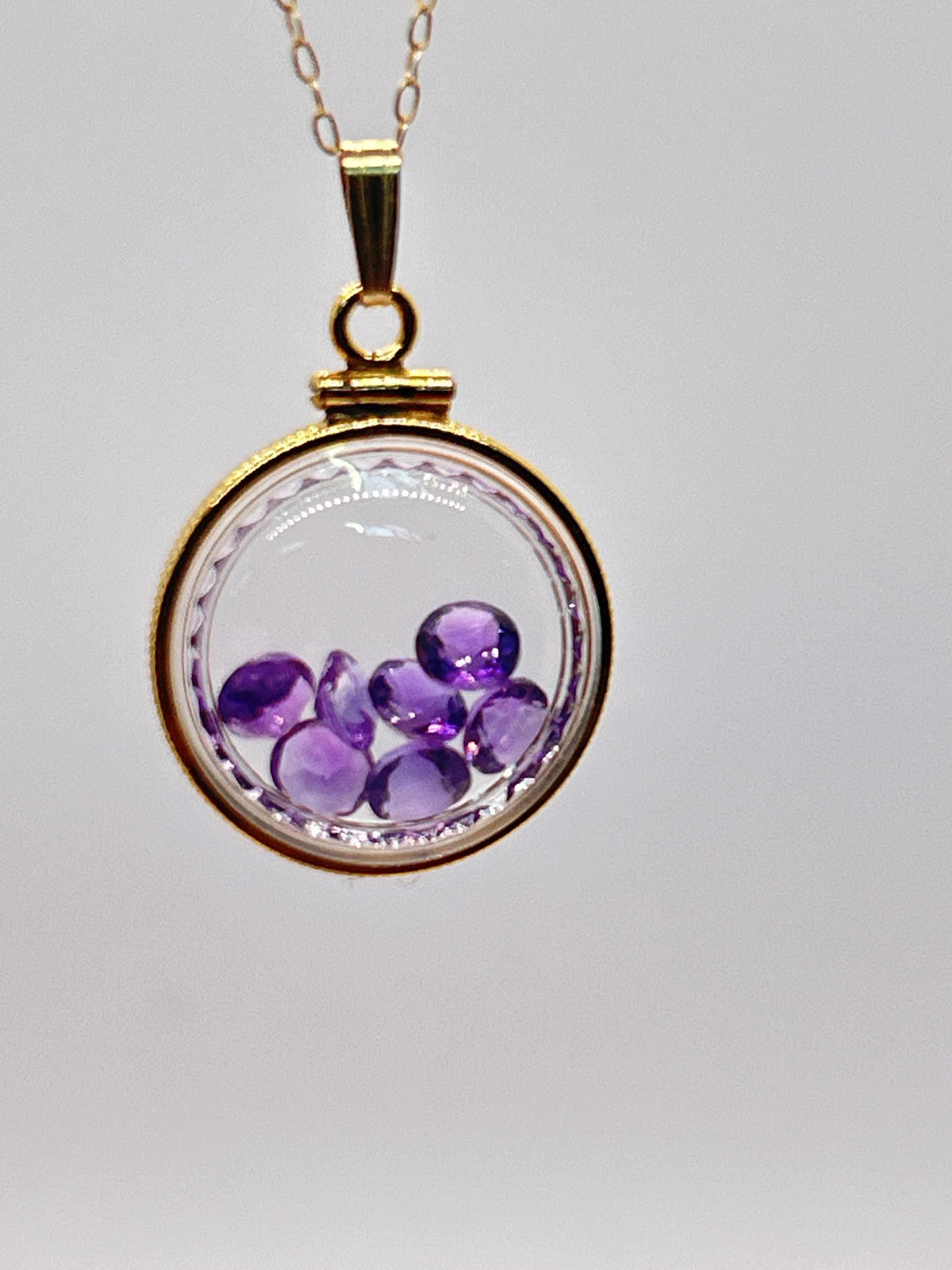 Empty vintage shaker locket 12k gold filled, 50 year old new stock,  20mm or 15 mm limited supply