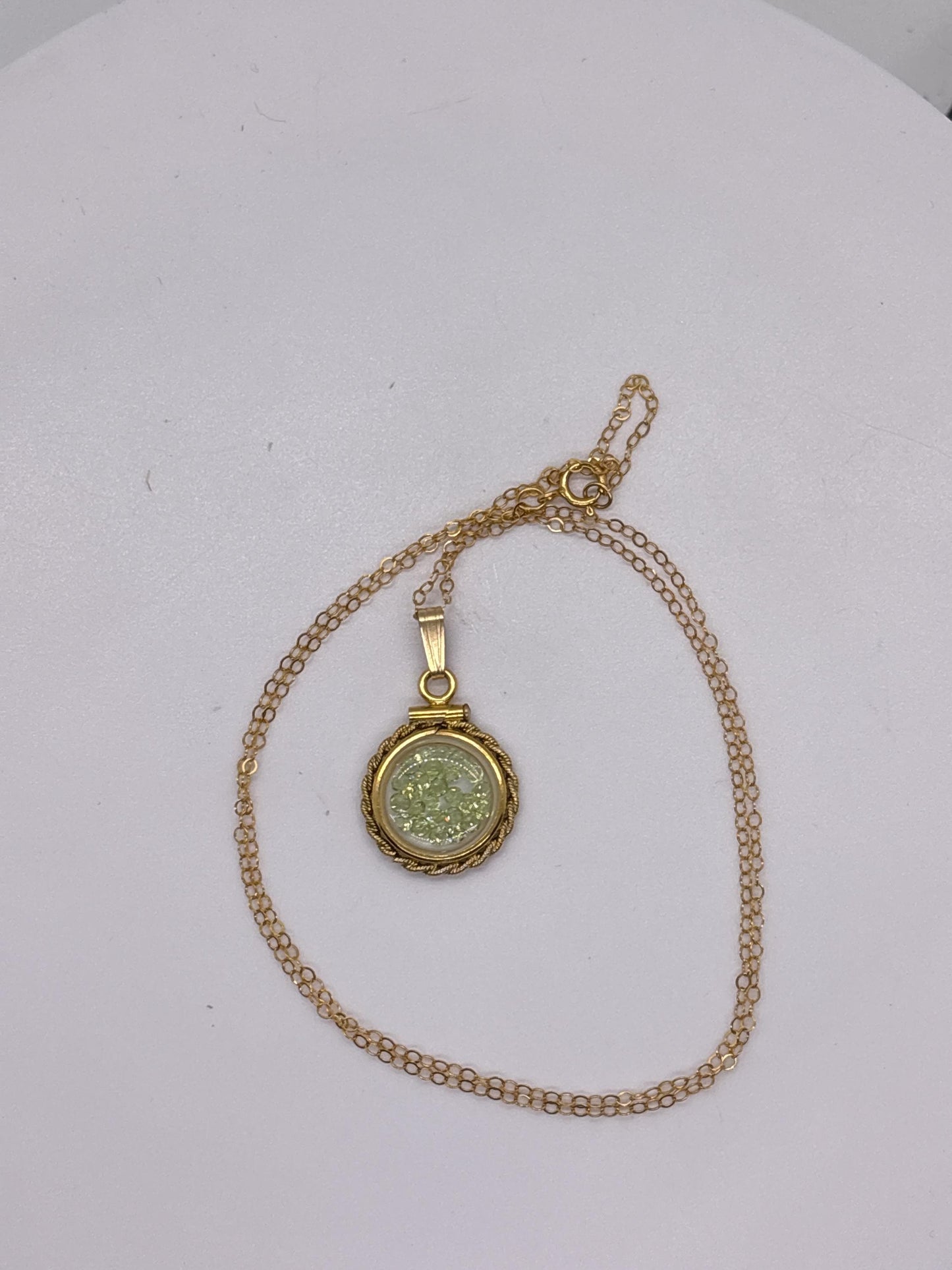 Handmade 12.5 mm 14k gold filled gemstone  shaker locket with twisted rope edge bezel, 0.75 cttw. green peridot, birthstone august