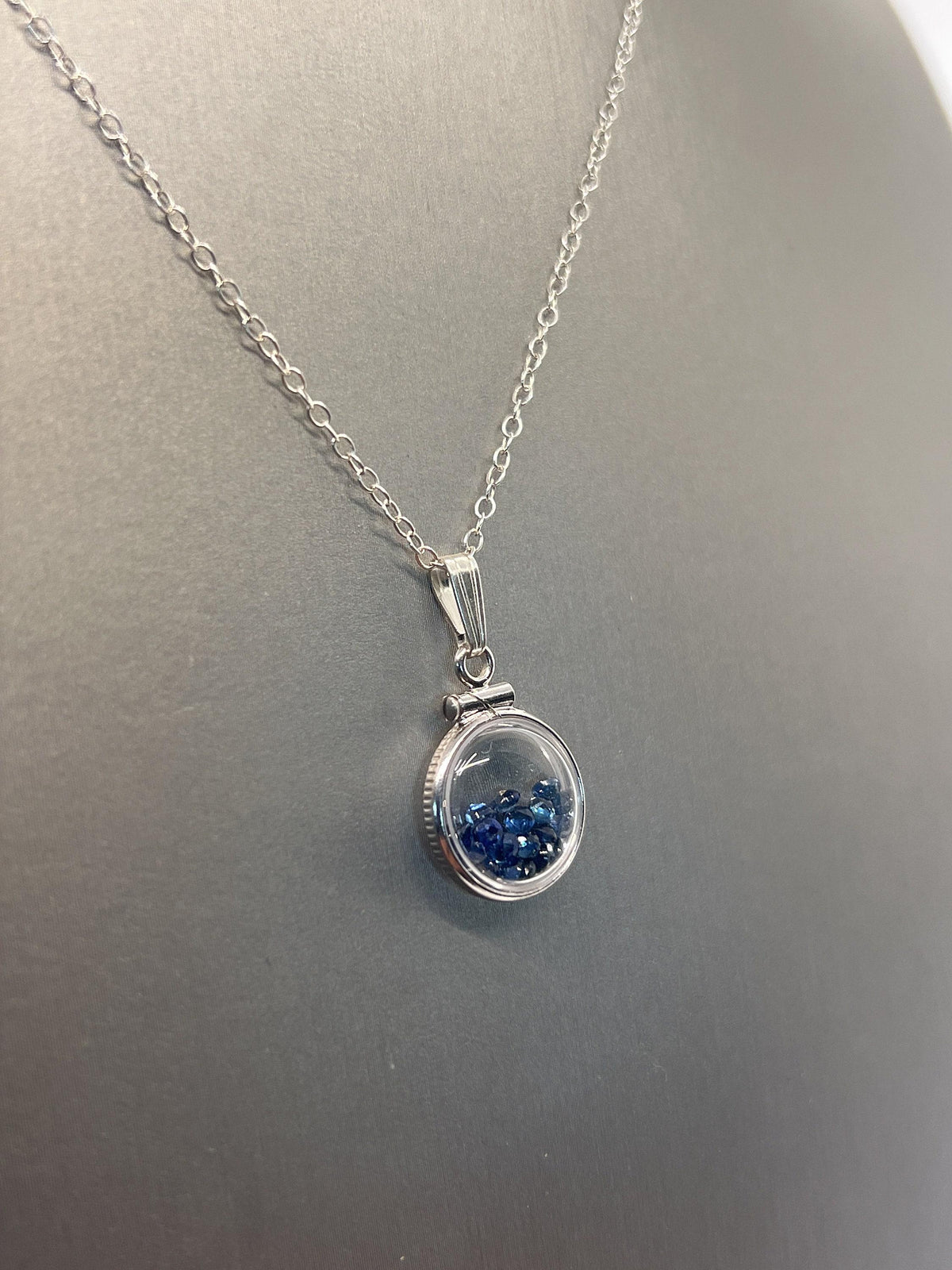 Handmade diminutive sterling silver sapphire shaker locket lucite view locket, necklace, beautiful september birthstone. 1.4 tcw