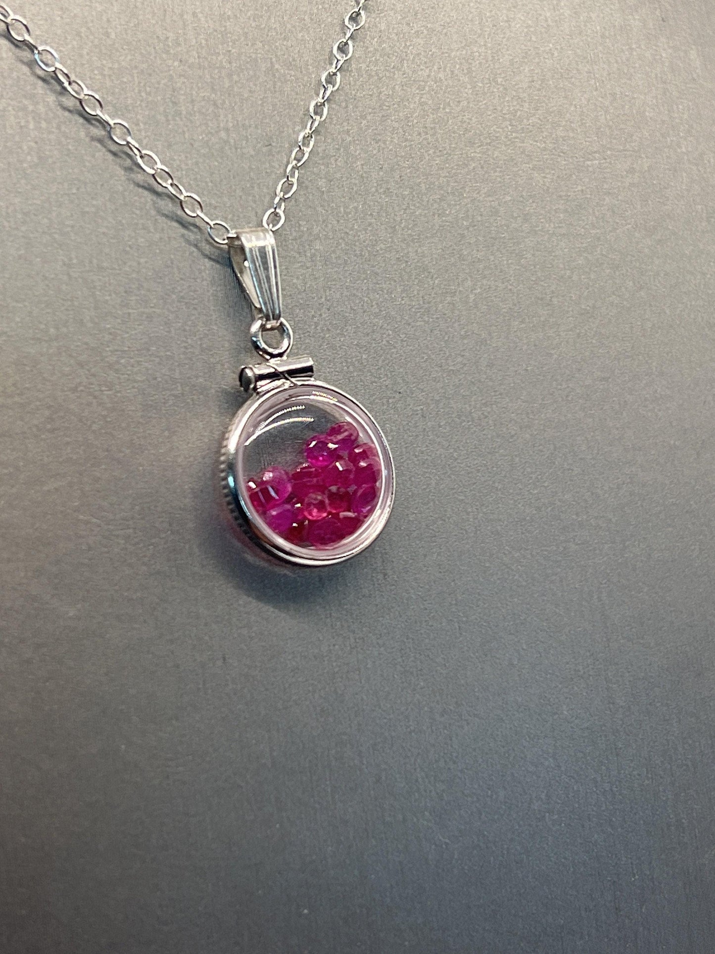 Handmade diminutive sterling silver ruby shaker locket lucite view locket, necklace, beautiful july birthstone. 1.65 tcw round cut rubies
