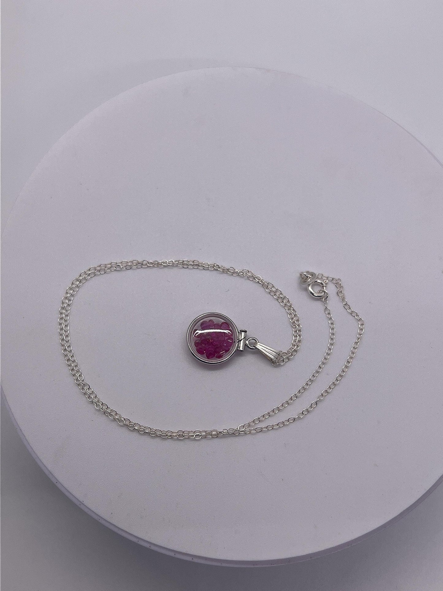Handmade diminutive sterling silver ruby shaker locket lucite view locket, necklace, beautiful july birthstone. 1.65 tcw round cut rubies