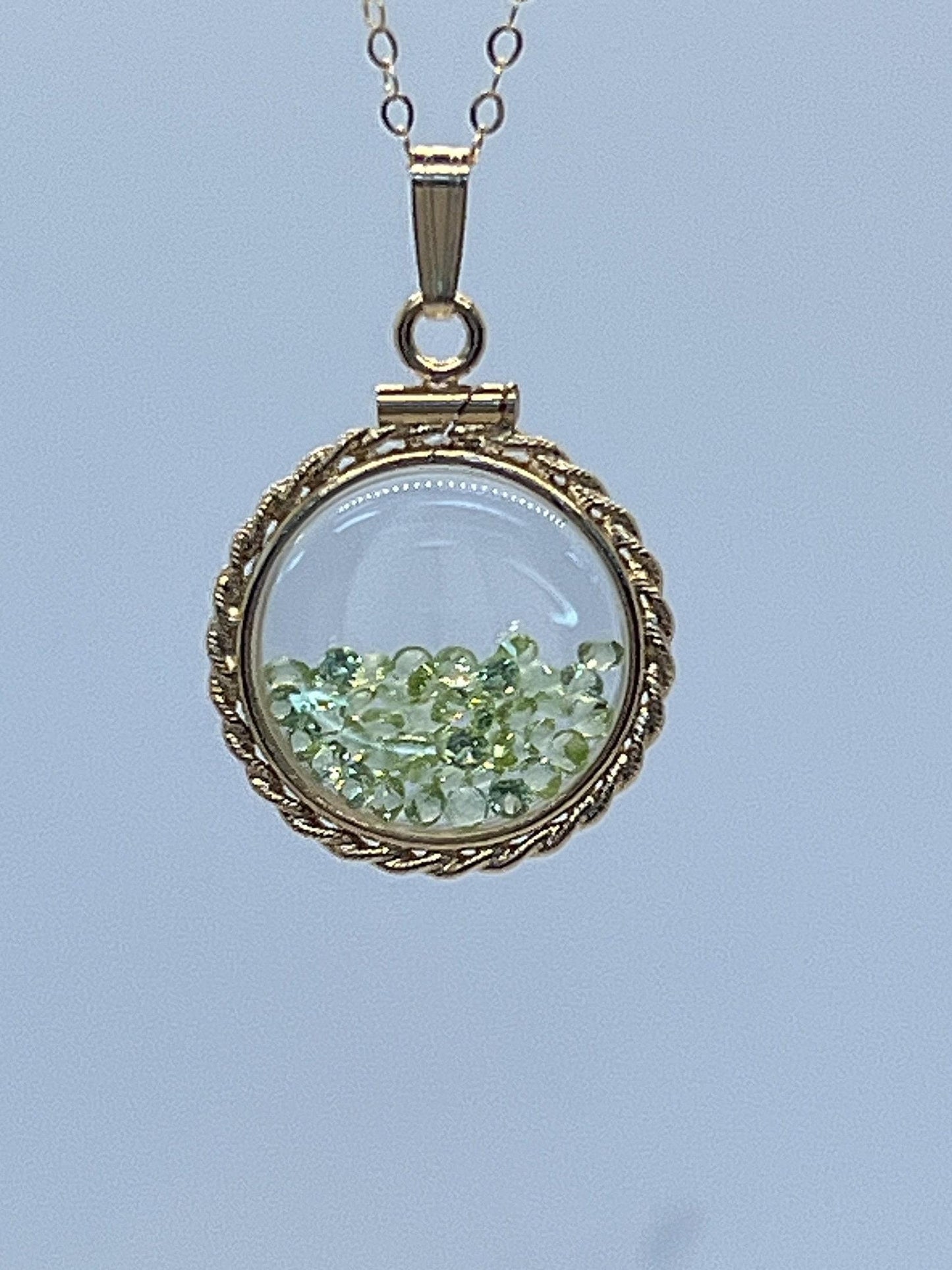 Handmade 21 mm nickel size 14k gold filled peridot shaker locket  with rope edge beautiful august birthstone.