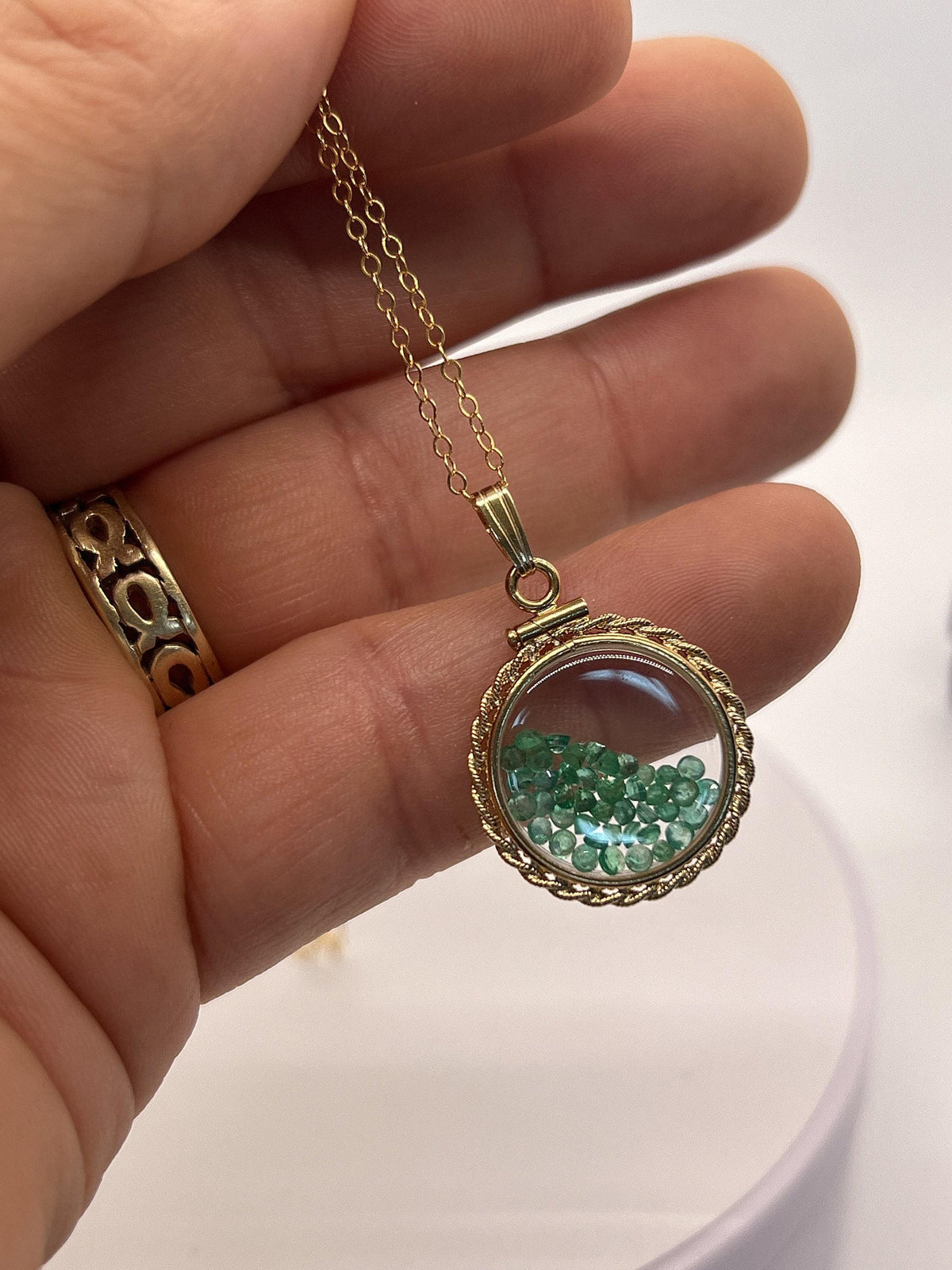 Hand made 21 mm nickel size 14k gold filled lucite emerald shaker locket with rope edge,necklace, beautiful may birthstone.