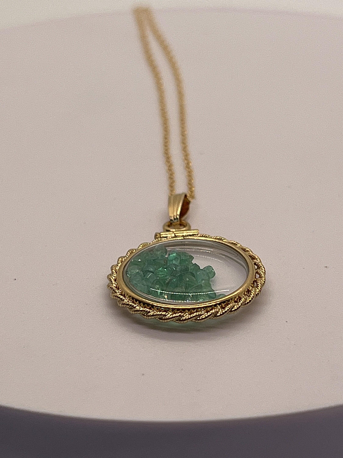 Hand made 21 mm nickel size 14k gold filled lucite emerald shaker locket with rope edge,necklace, beautiful may birthstone.