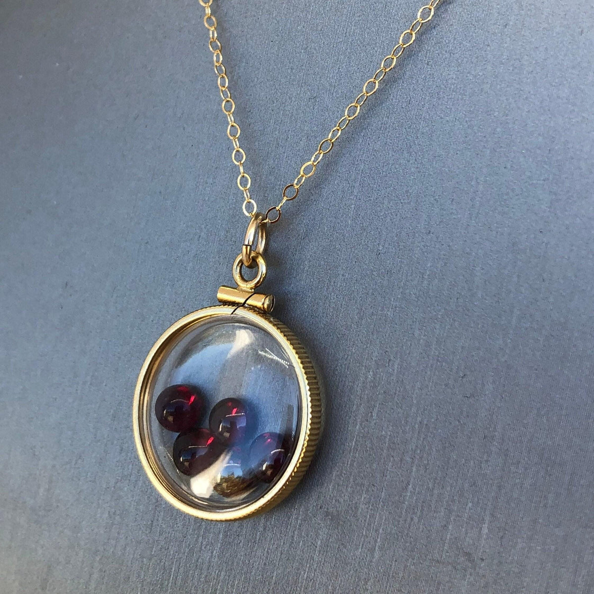 Handmade garnet shaker locket, 14k gold filled w/ 3.98 ctw of natural gems, january birthstone customize one for your mother's day, ask me!