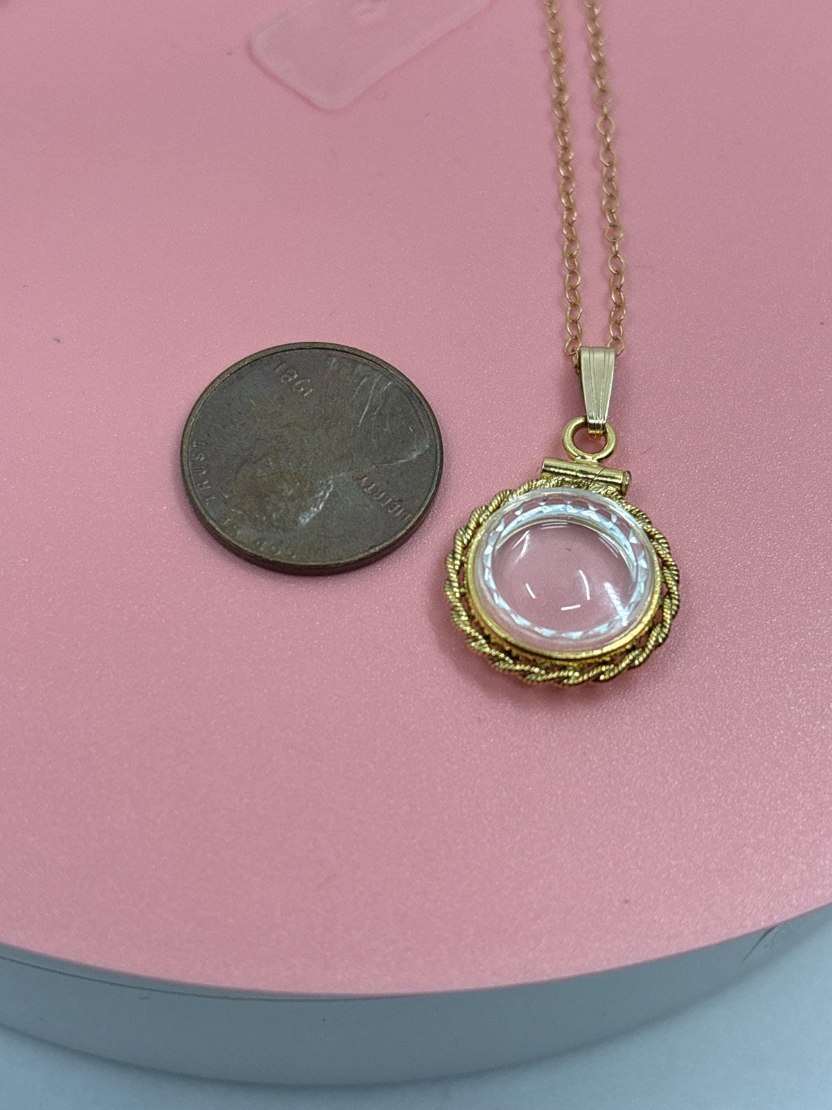 12.5mm 14K Gold-Filled Rope & Diamond-Edge Shaker Locket