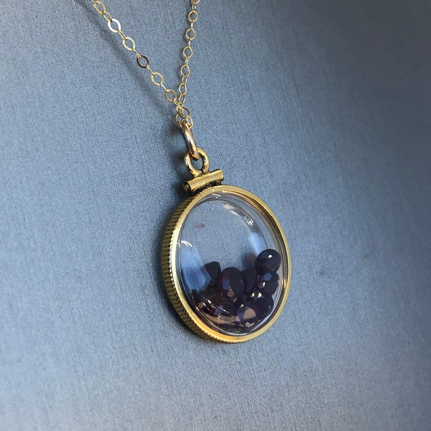 Handmade garnet shaker locket 14k gold filled w/ 4.16 ctw beautiful gems , january birthstone customize one for your mother's day! ask me
