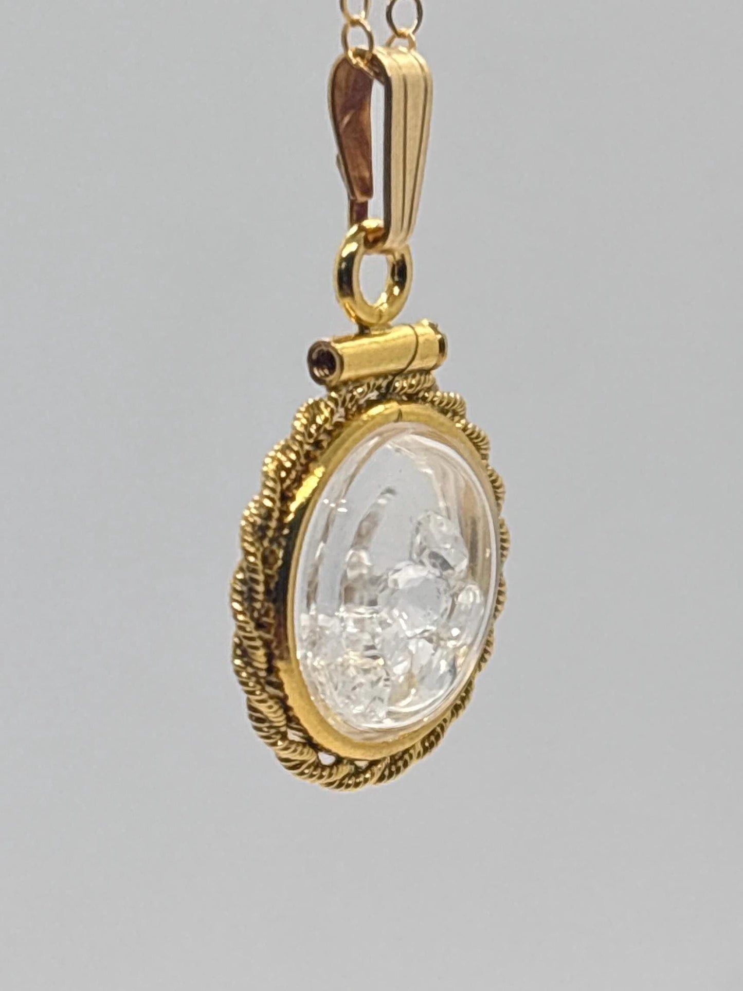 Handmade 12.5 mm 14k gold filled gemstone  shaker locket with twisted rope edge bezel, 0.75 cttw. white topaz, birthstone april