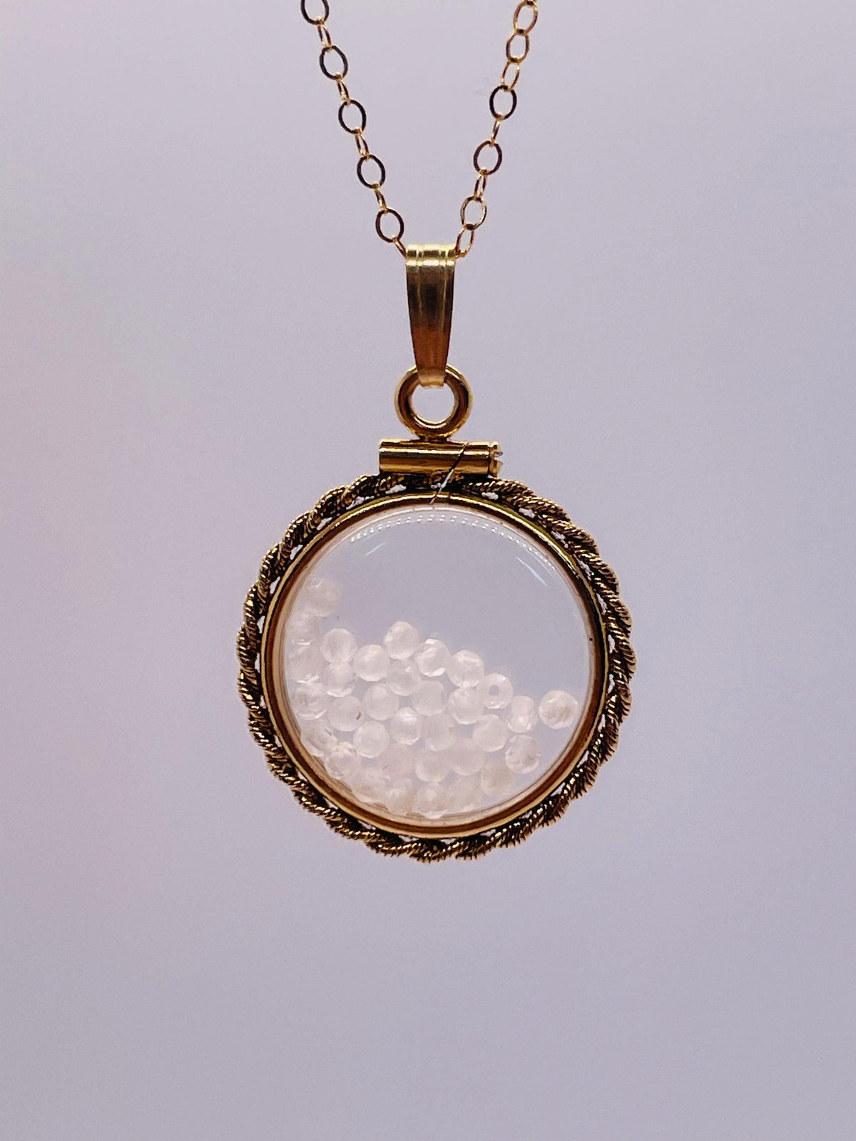 Hand made 21 mm nickel size 14k gold filled lucite genuine labradorite shaker locket with rope edge and  beautiful bead crystals.