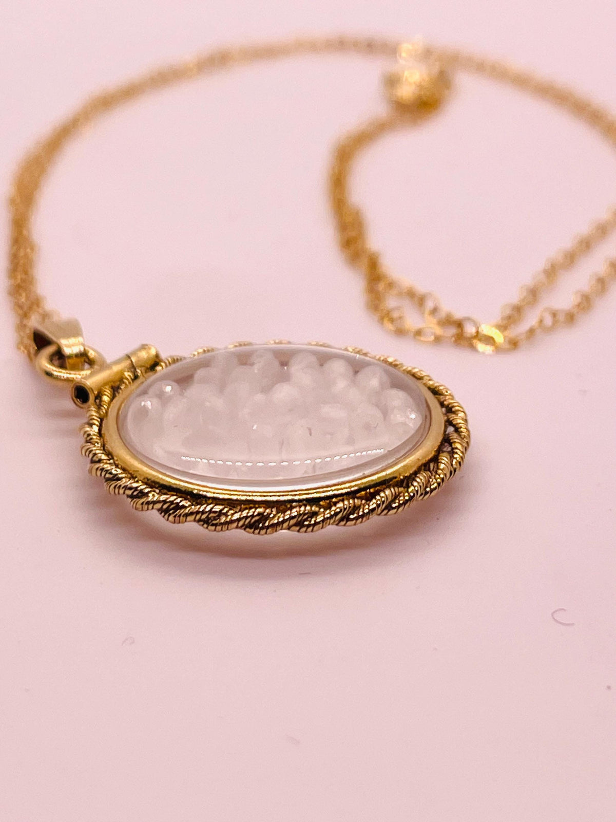 Hand made 21 mm nickel size 14k gold filled lucite genuine labradorite shaker locket with rope edge and  beautiful bead crystals.