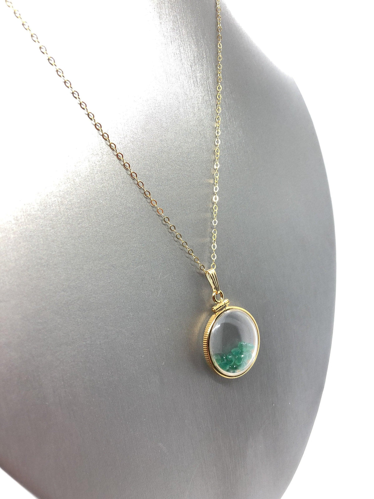 Vintage emerald shaker locket 12k gold filled with beautiful may birthstone, new old stock, customer can custom create for mother’s day