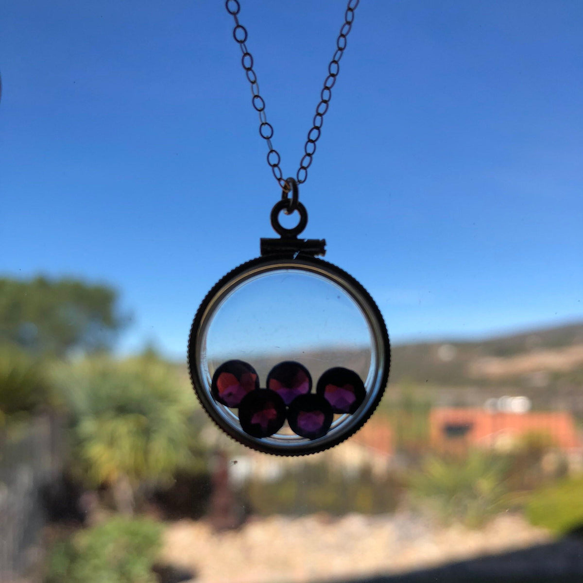 Handmade garnet shaker locket, 14k gold filled w/ 3.55 ctw genuine gems. january birthstone customize one for your mother's day? ask me