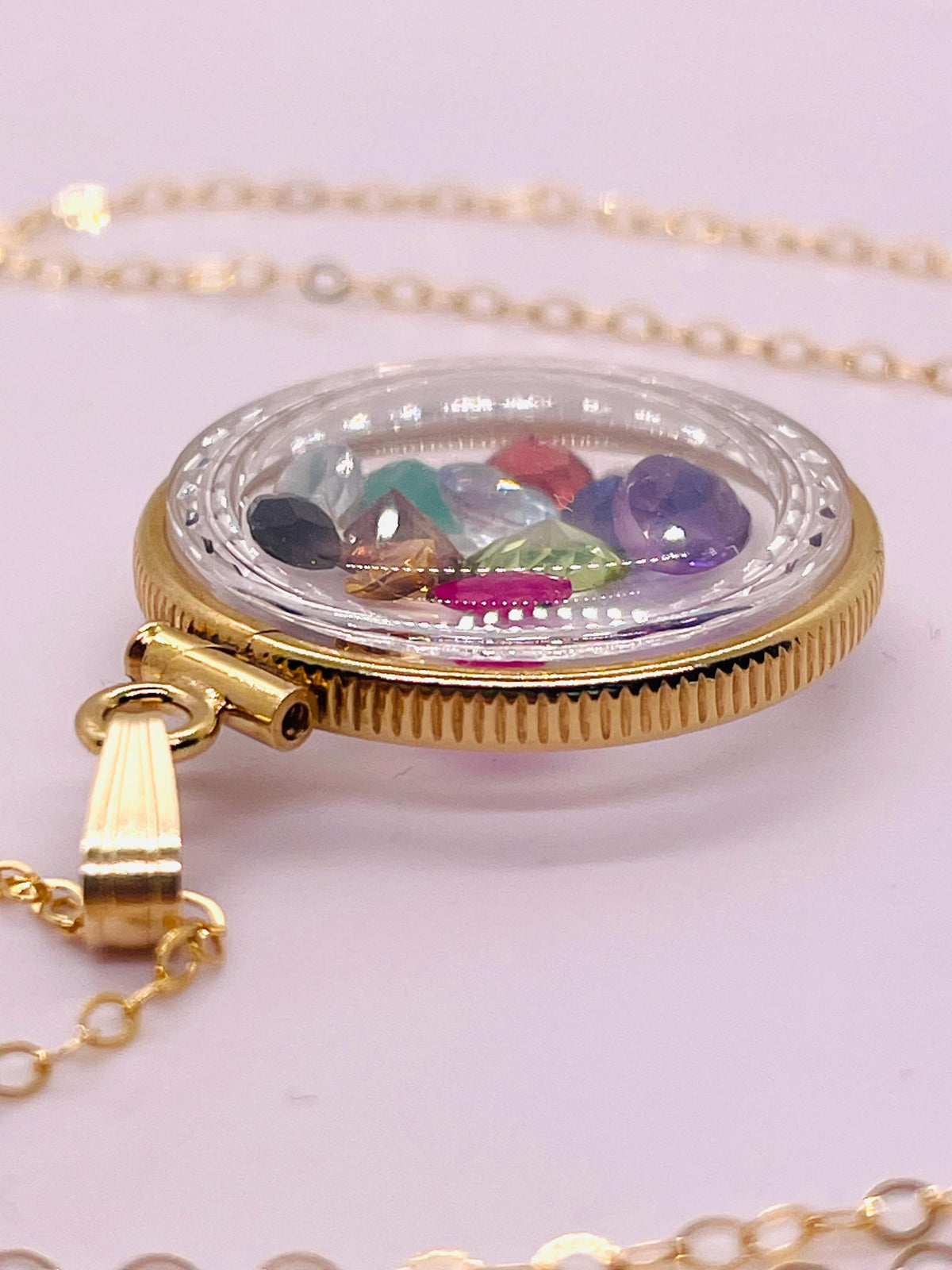 Solid 14k gold lucite diamond edge 22mm shaker locket representing the 12 tribes of israel