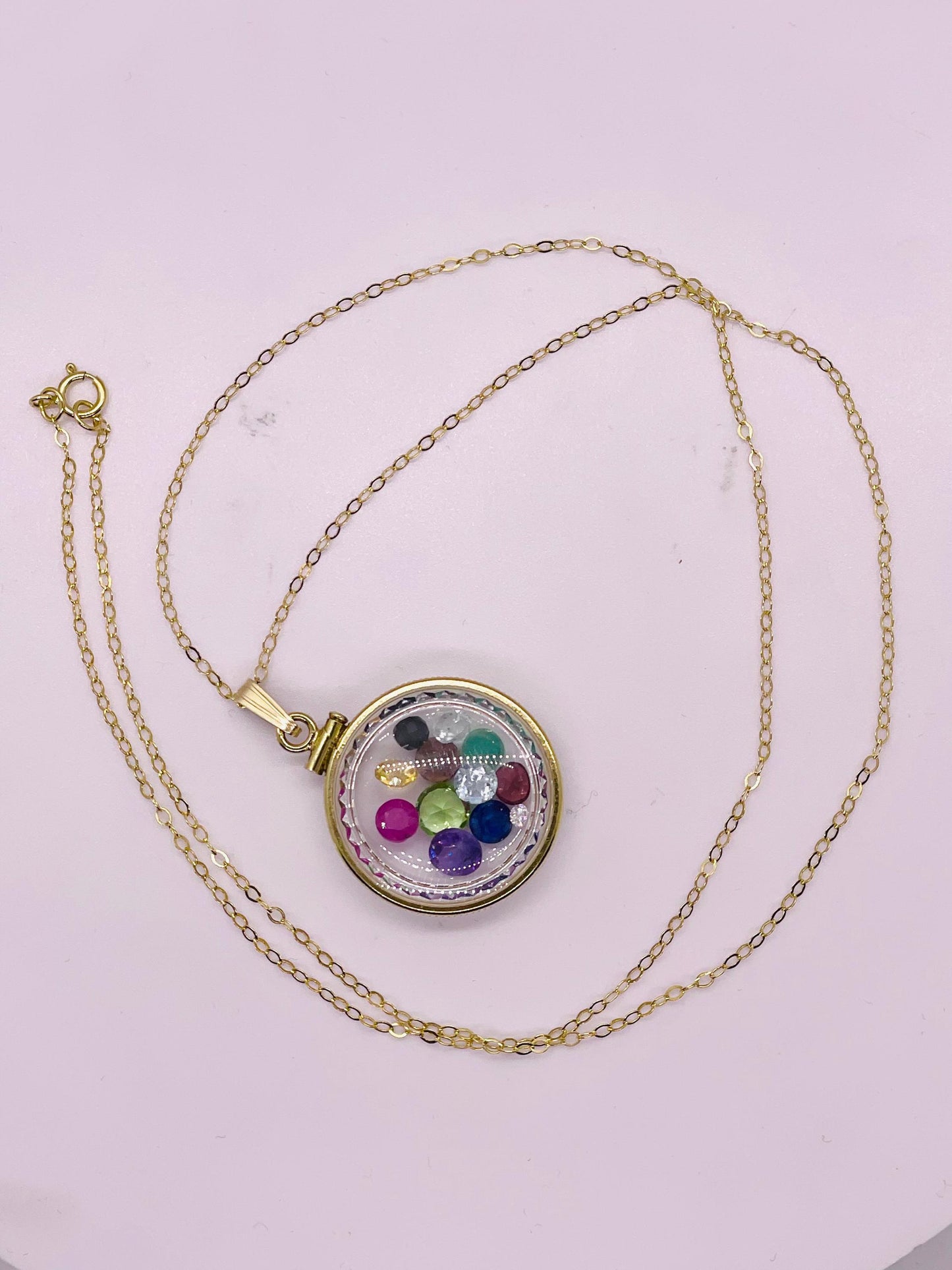 Solid 14k gold lucite diamond edge 22mm shaker locket representing the 12 tribes of israel