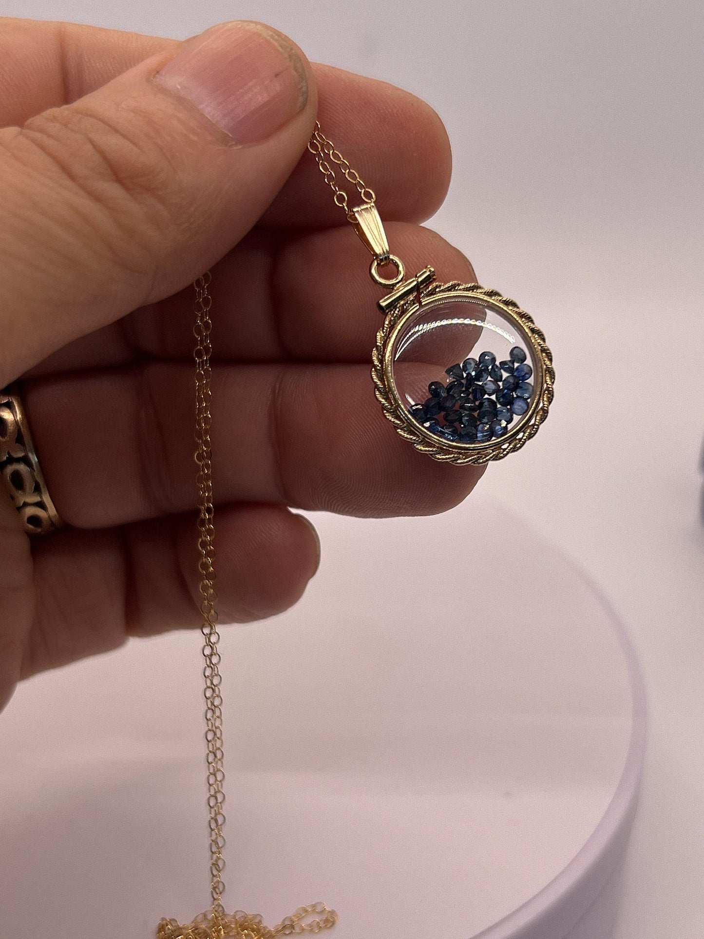 Hand made 21 mm nickel size 14k gold filled lucite sapphire shaker locket with rope edge, september birthstone.