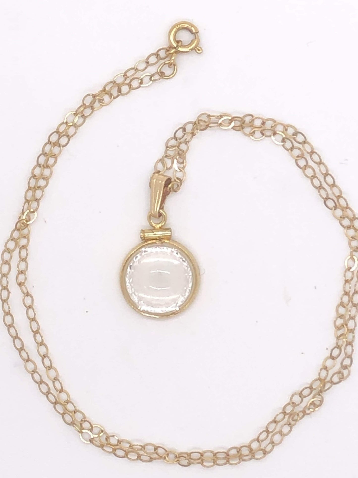 12.5mm 14K Gold-Filled Diamond-Edge Shaker Locket for Tiny Keepsakes