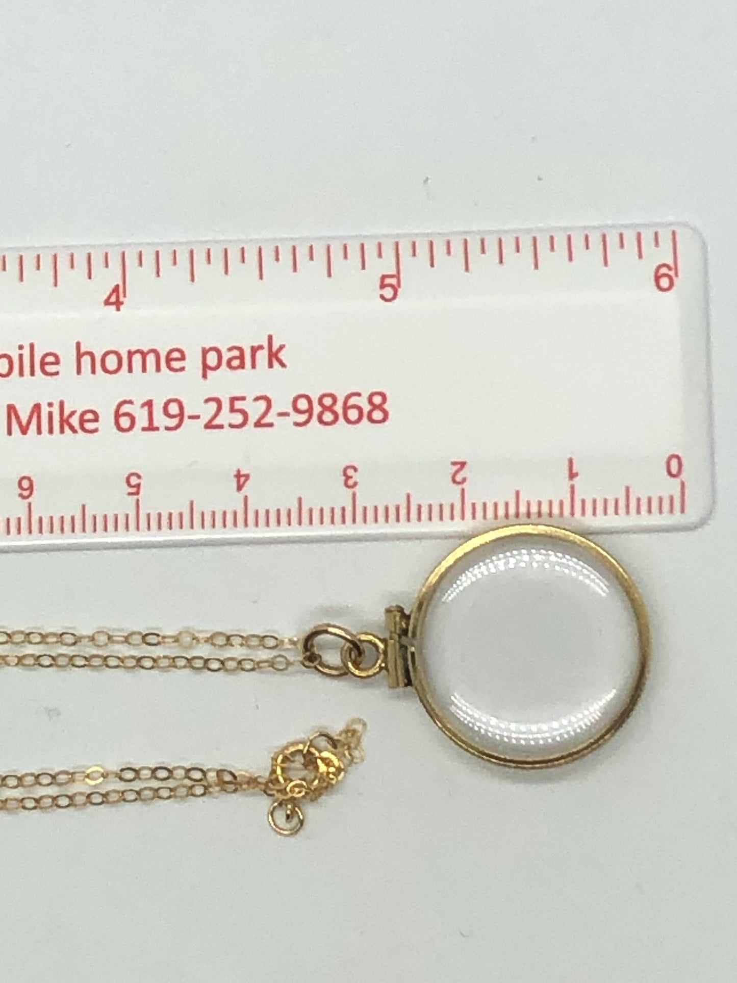 Empty vintage 12k gold filled locket, 20 mm, new old stock with chain free small screwdriver included!