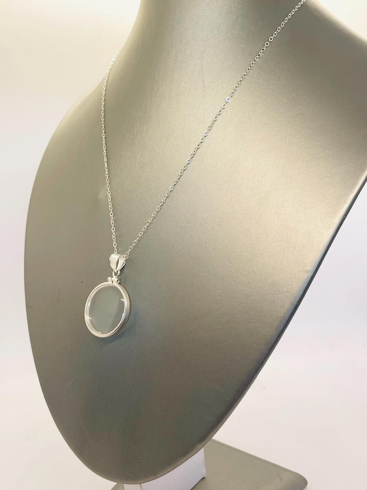 Empty 25mm sterling silver locket with coin edge bezel, soldered bail | free small screwdriver included!