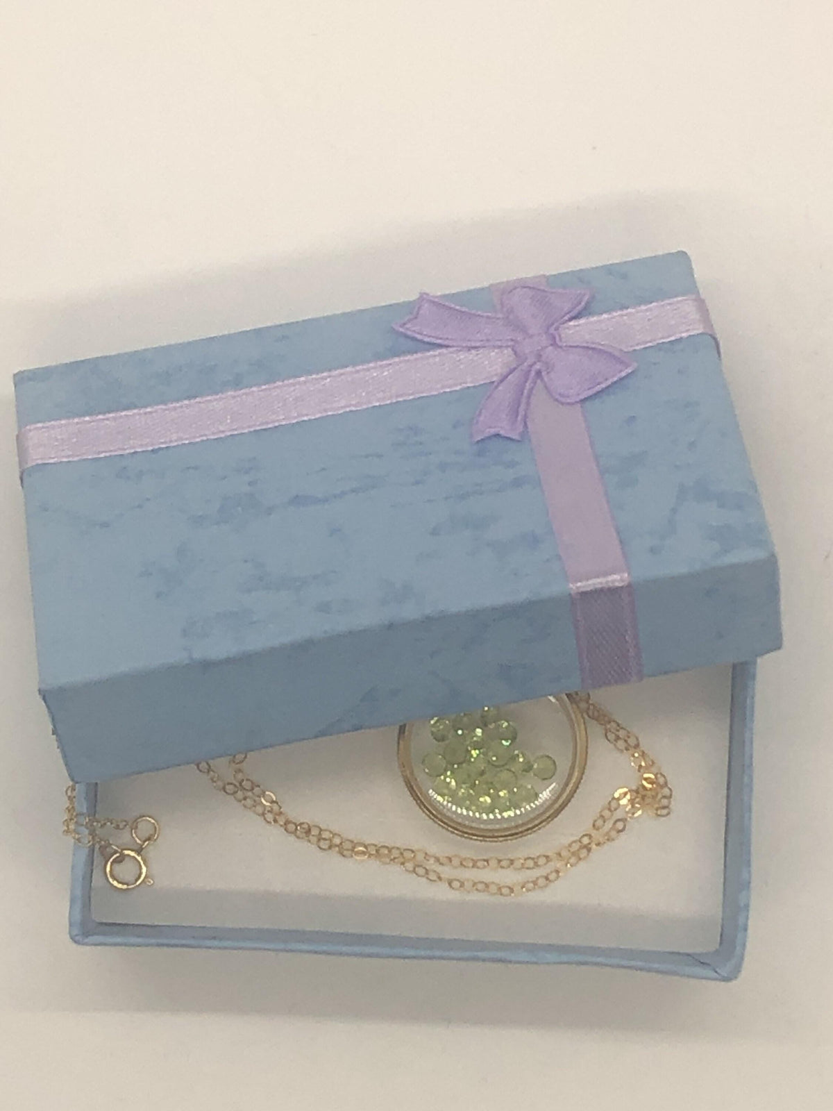Vintage peridot shaker locket 12k gold filled, 50 year old new old stock,  20mm or 15 mm august birthstone, free locket screwdriver
