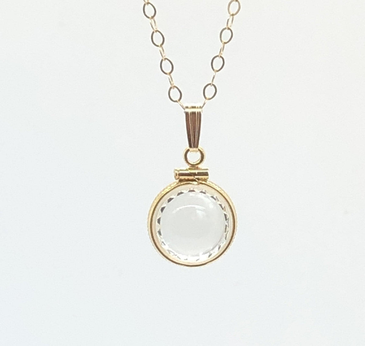 Solid 14K Gold 12.5mm Diamond-Edge Shaker Locket for Tiny Keepsakes
