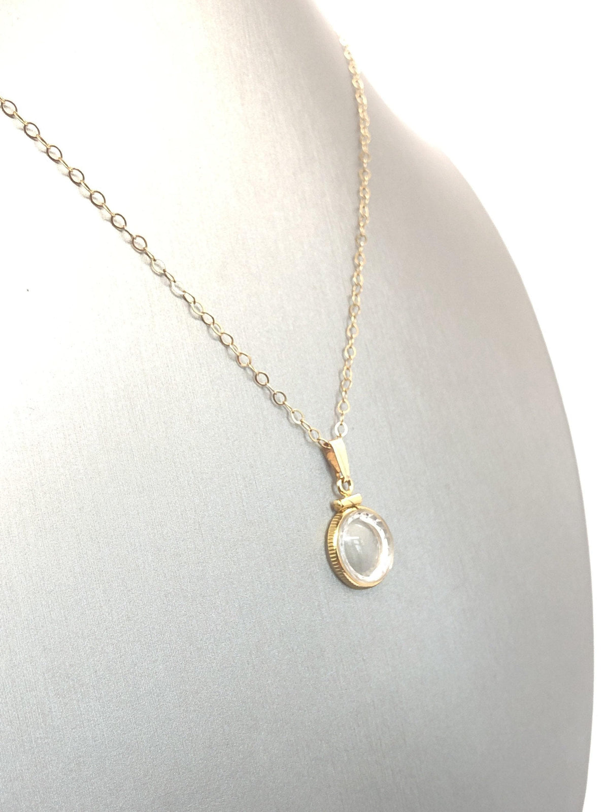 Solid 14K Gold 12.5mm Diamond-Edge Shaker Locket for Tiny Keepsakes